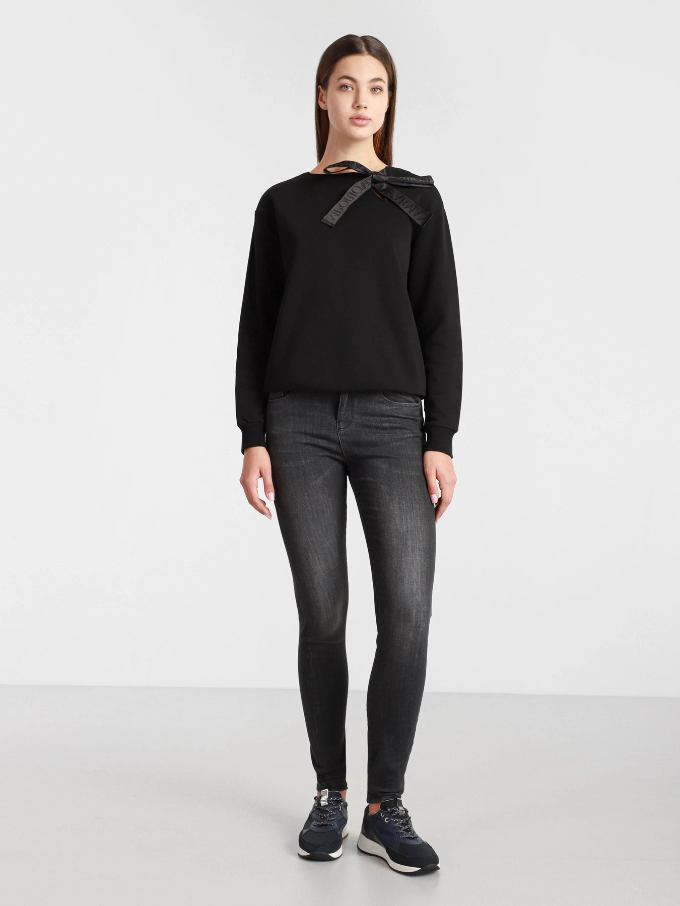 Джинсы Emporio Armani Super Skinny модель 3K2J20-2DE9Z-0668 Джинсы Emporio Armani Super Skinny модель 3K2J20-2DE9Z-0668 Фото