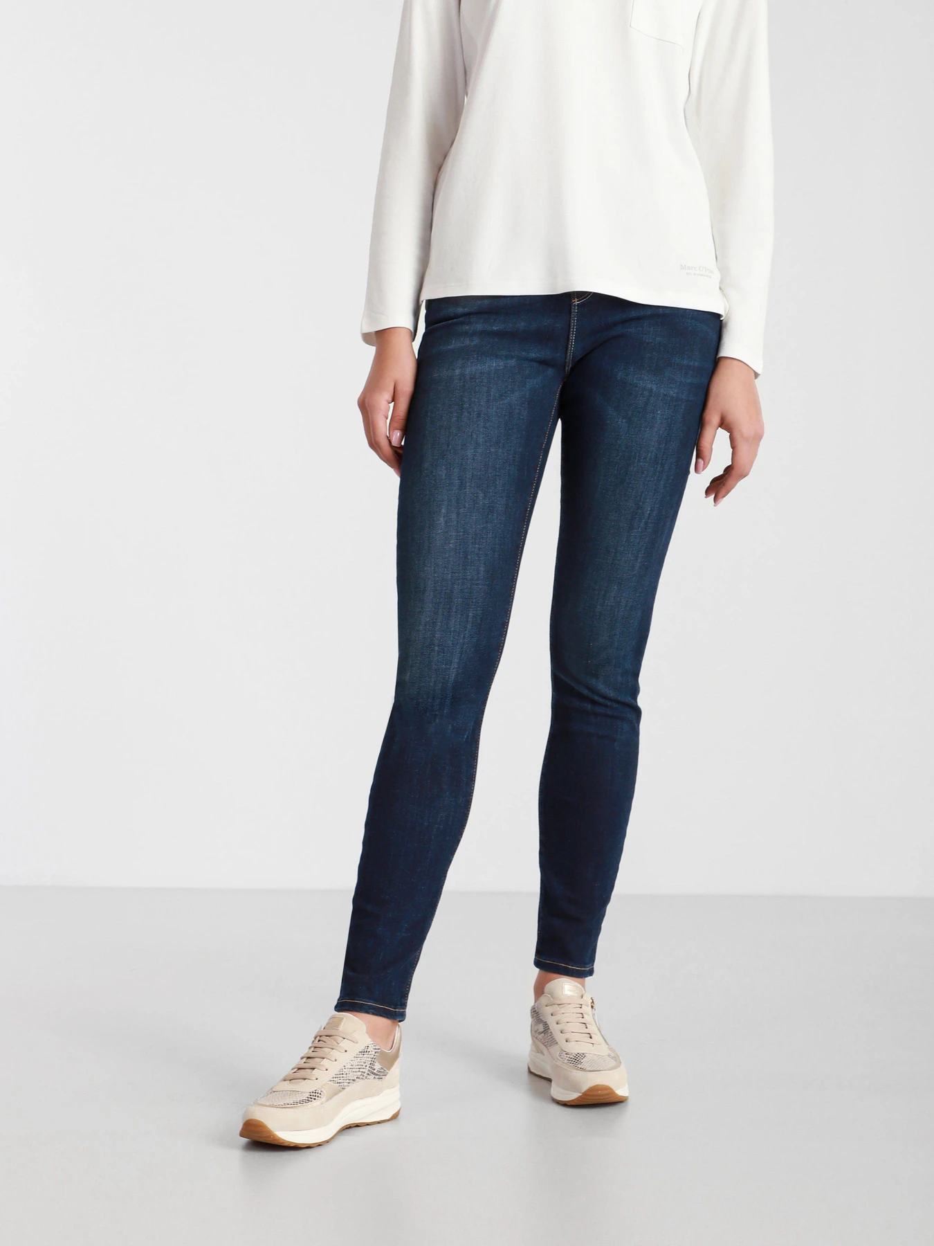 Джинсы Emporio Armani Super Skinny модель 3K2J20-2DE9Z-0941 Джинсы Emporio Armani Super Skinny модель 3K2J20-2DE9Z-0941 Фото