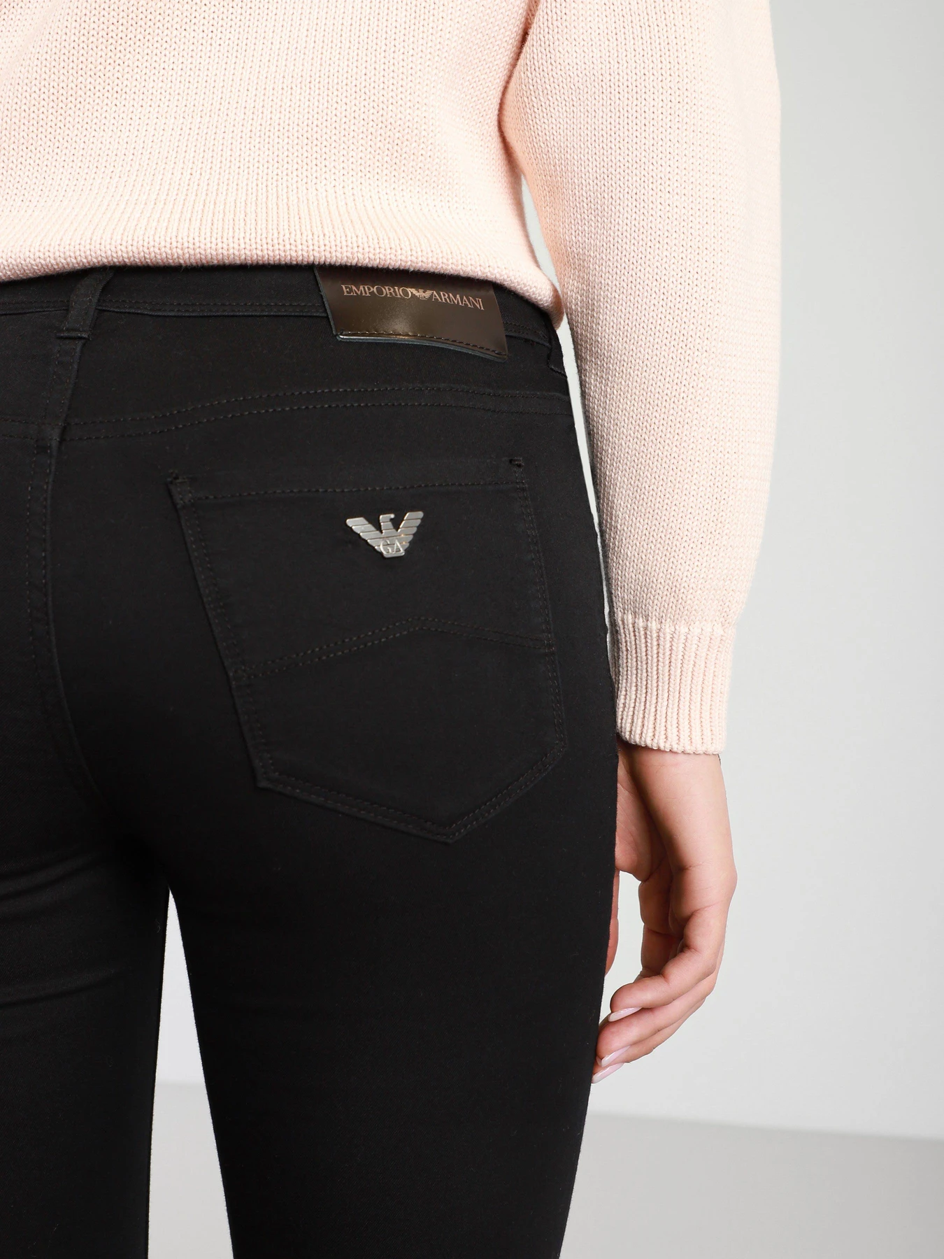 Джинсы Emporio Armani Skinny модель 3K2J28-2DXIZ-0005 Джинсы Emporio Armani Skinny модель 3K2J28-2DXIZ-0005 Фото