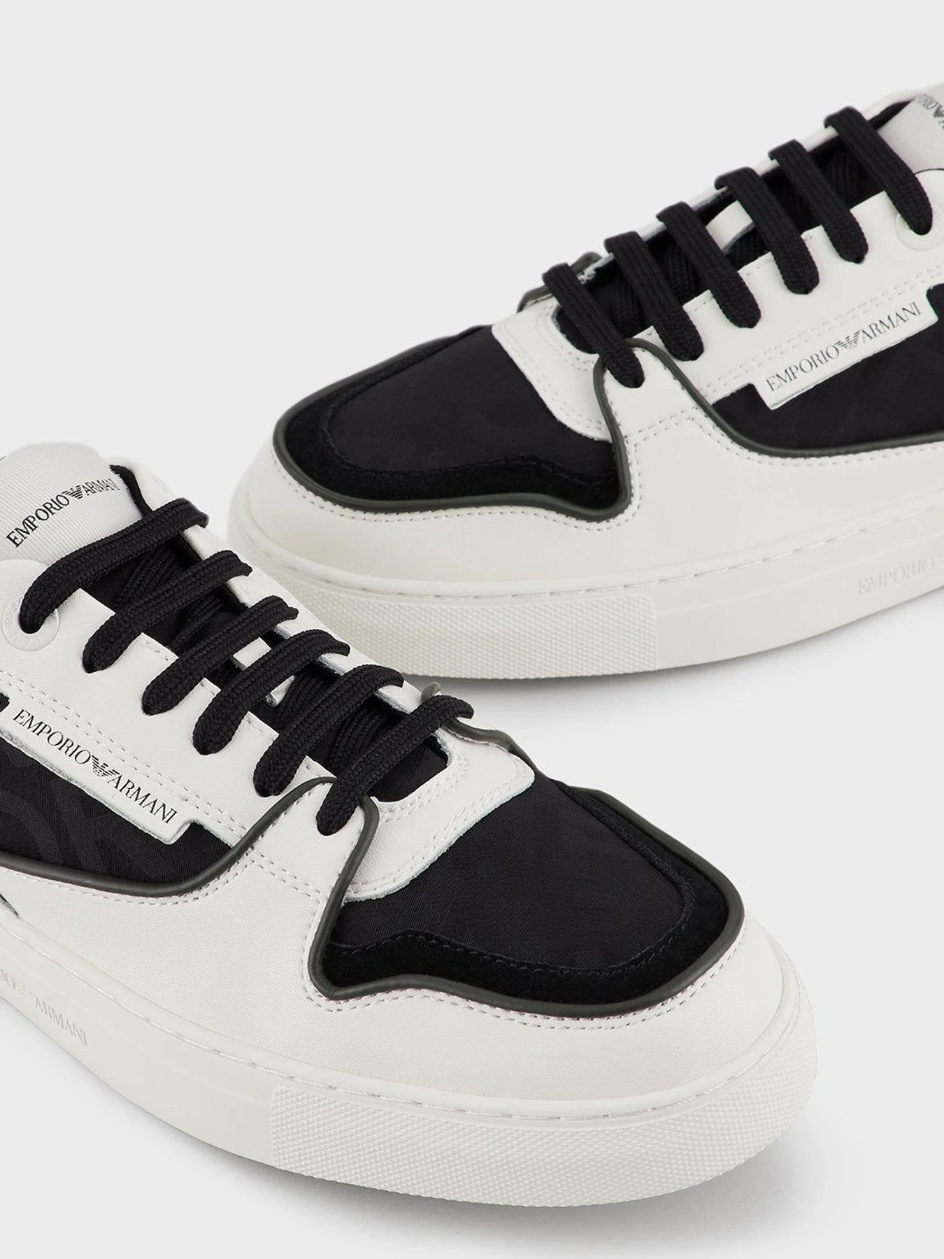 Кроссовки Emporio Armani модель X4X549-XM957-Q314 Кроссовки Emporio Armani модель X4X549-XM957-Q314 Фото