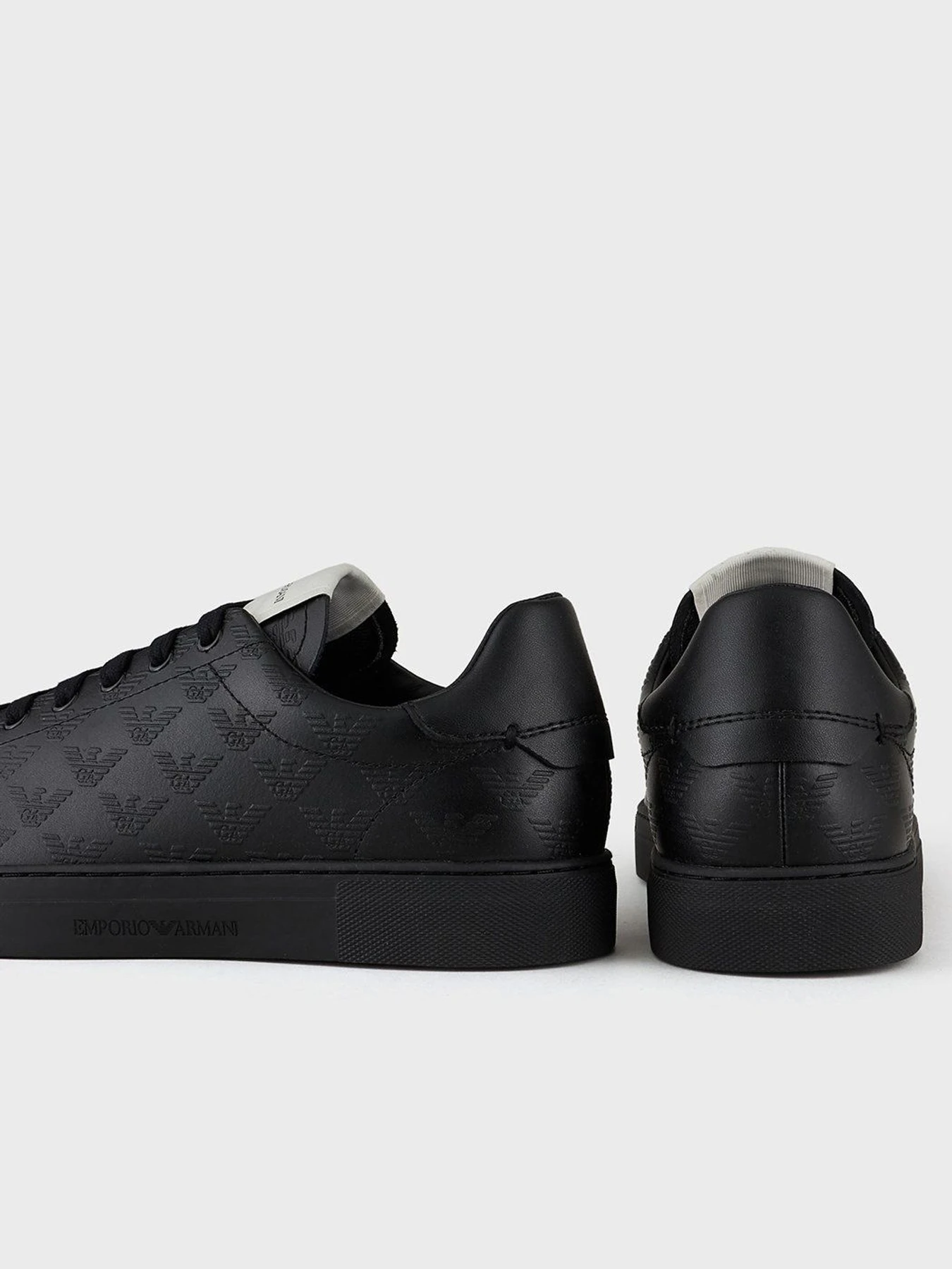 Кроссовки Emporio Armani модель X4X554-XM995-K001 Фото