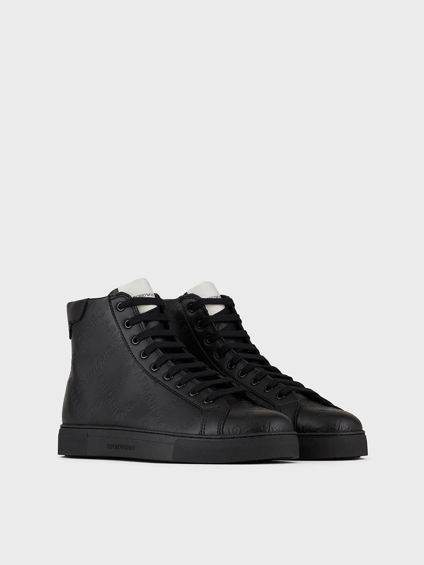 Кроссовки Emporio Armani модель X4Z099-XM994-K001 Фото