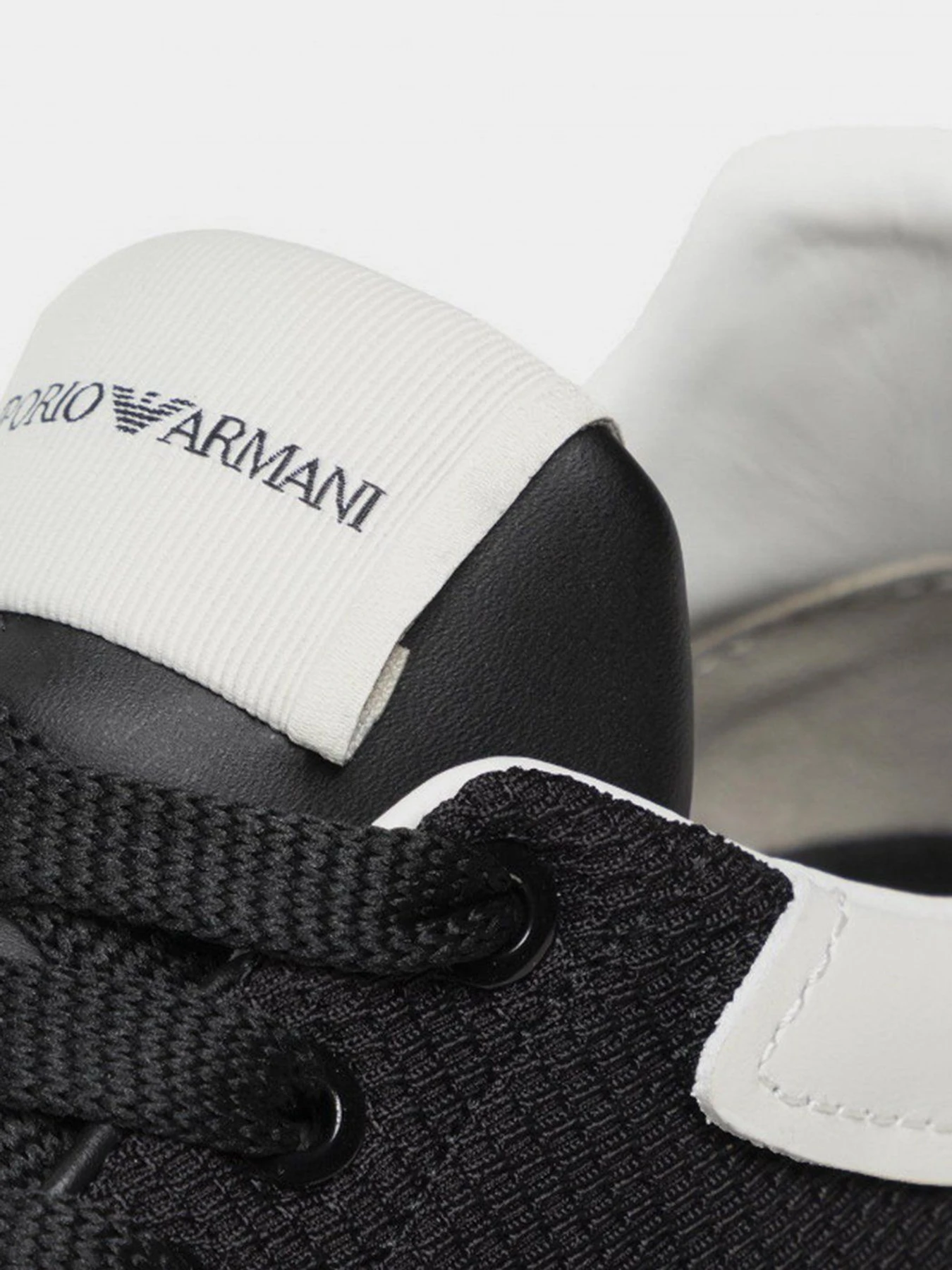 Кроссовки Emporio Armani модель X4X264-XM984-Q354 Кроссовки Emporio Armani модель X4X264-XM984-Q354 Фото