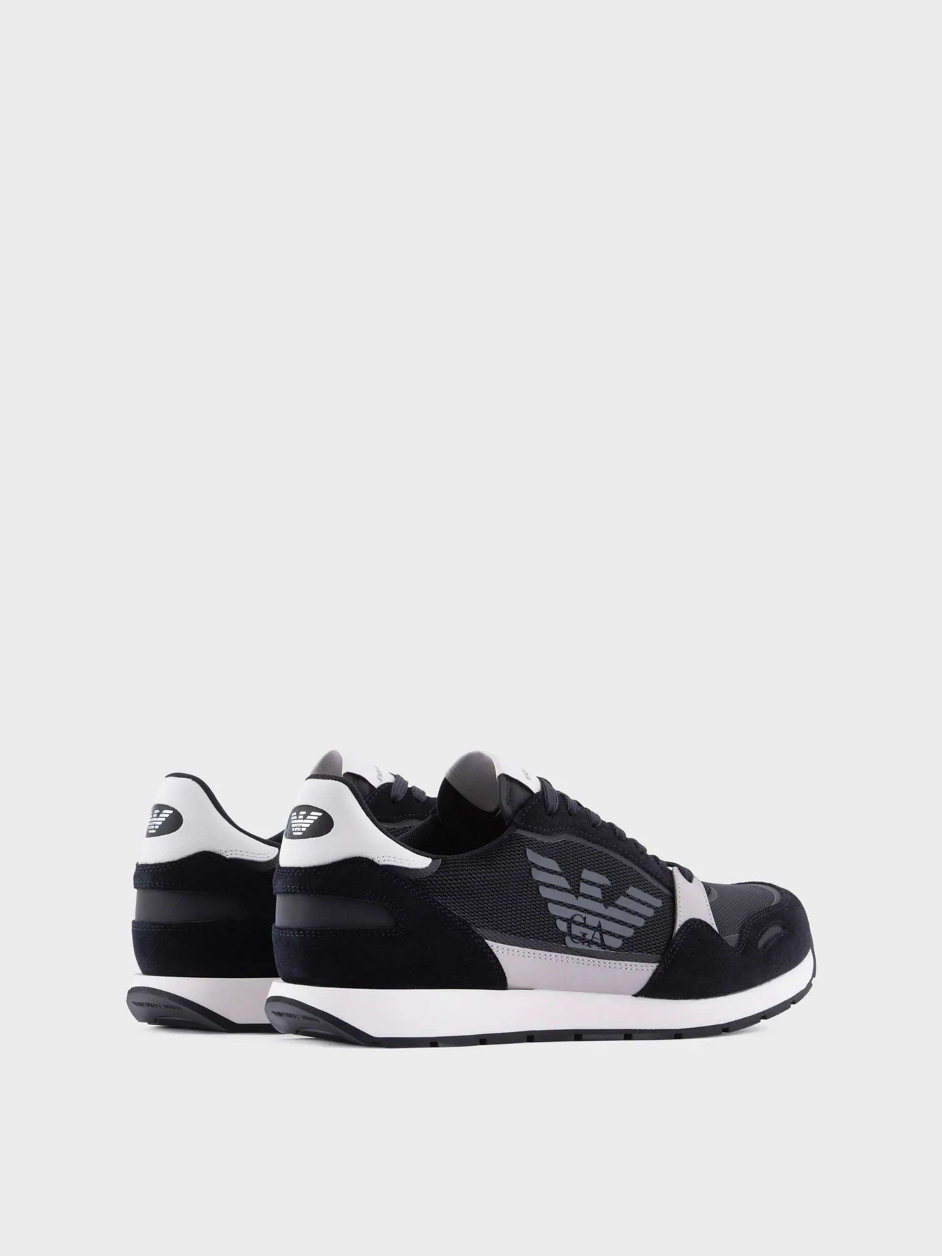 Кроссовки Emporio Armani модель X4X537-XM678-S158 Фото