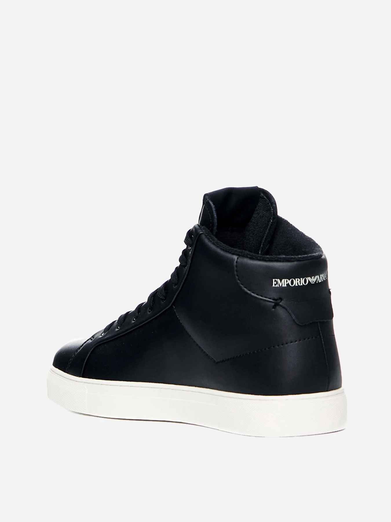 Кроссовки Emporio Armani модель X4Z112-XF662-00002 Кроссовки Emporio Armani модель X4Z112-XF662-00002 Фото