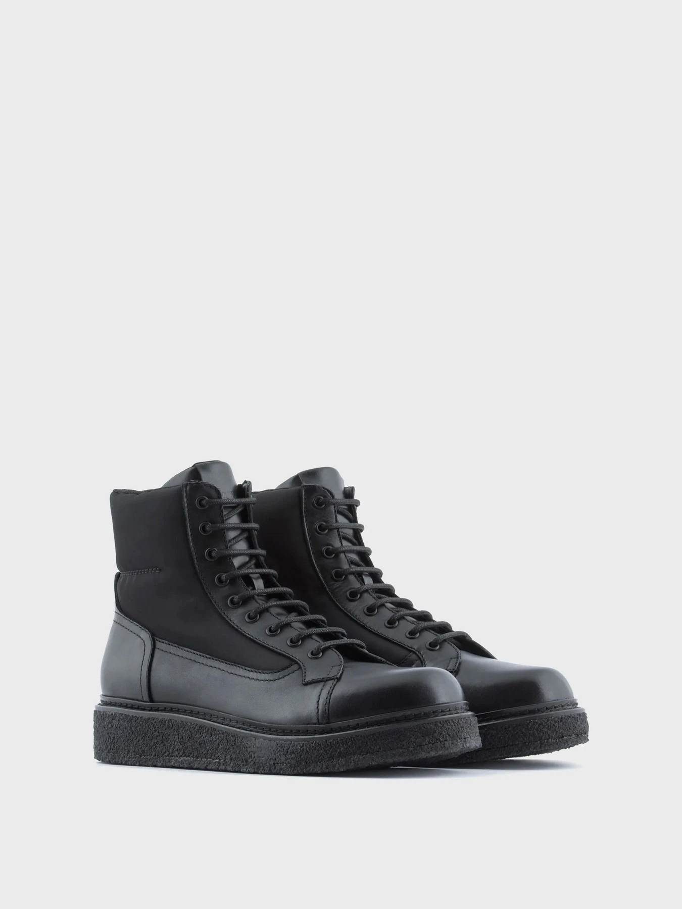 Кроссовки Emporio Armani модель X4M376-XN607-K001 Фото