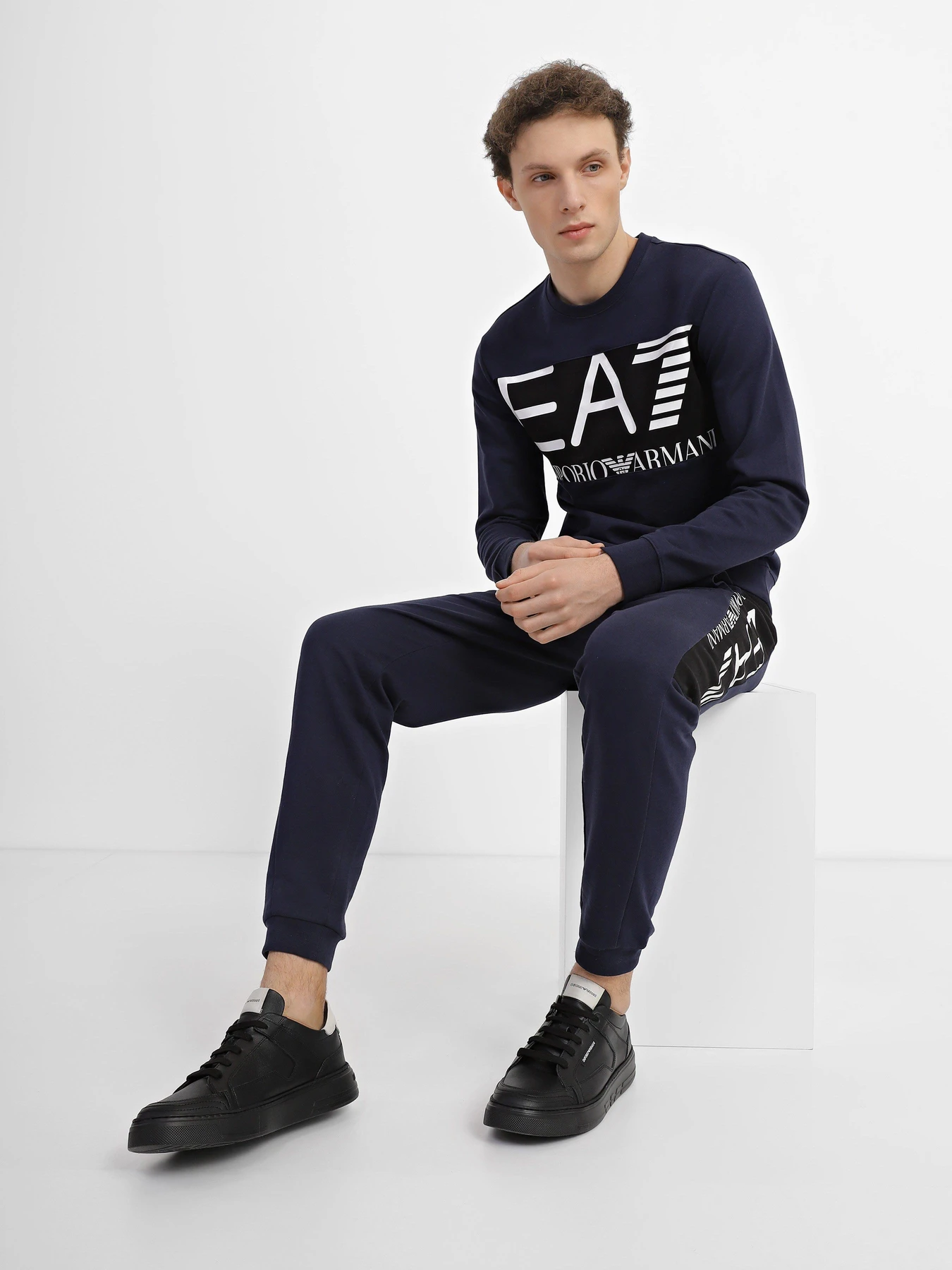 Кроссовки Emporio Armani модель X4X568-XN162-K599 Фото