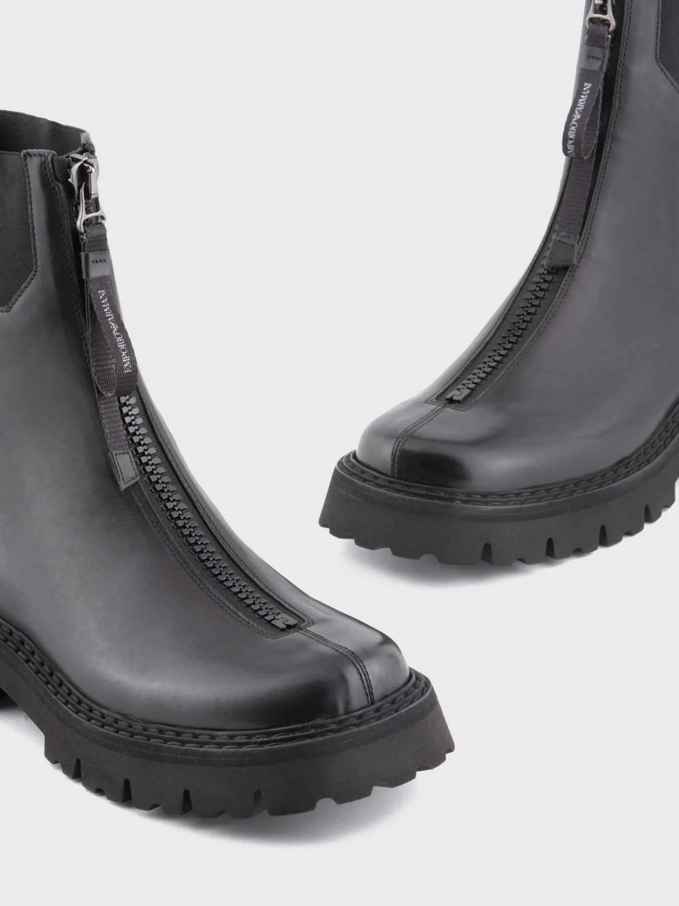 Ботинки и сапоги Emporio Armani модель X4M382-XN629-K001 Ботинки и сапоги Emporio Armani модель X4M382-XN629-K001 Фото