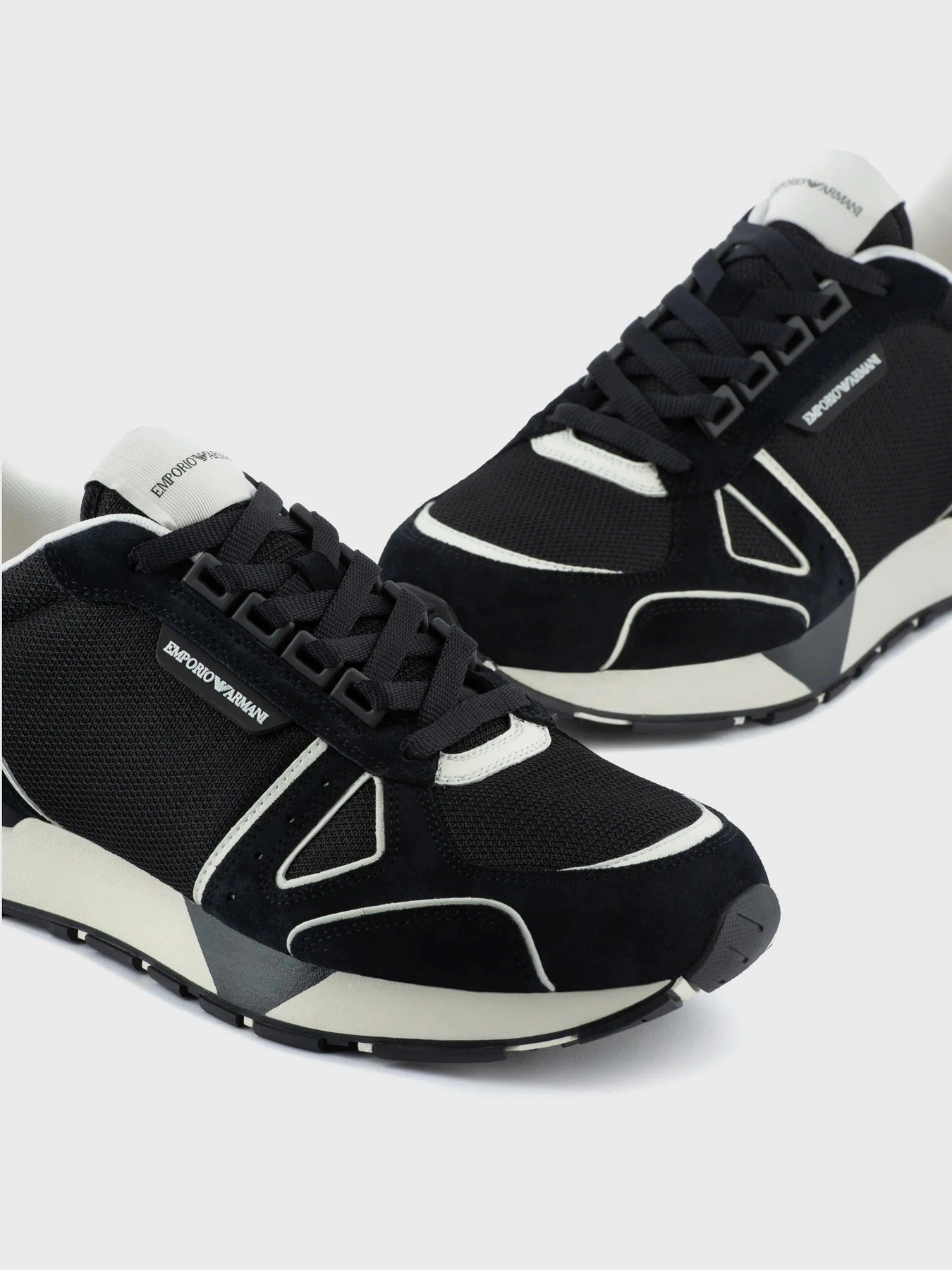 Кроссовки Emporio Armani модель X4X544-XM727-Q834 Фото