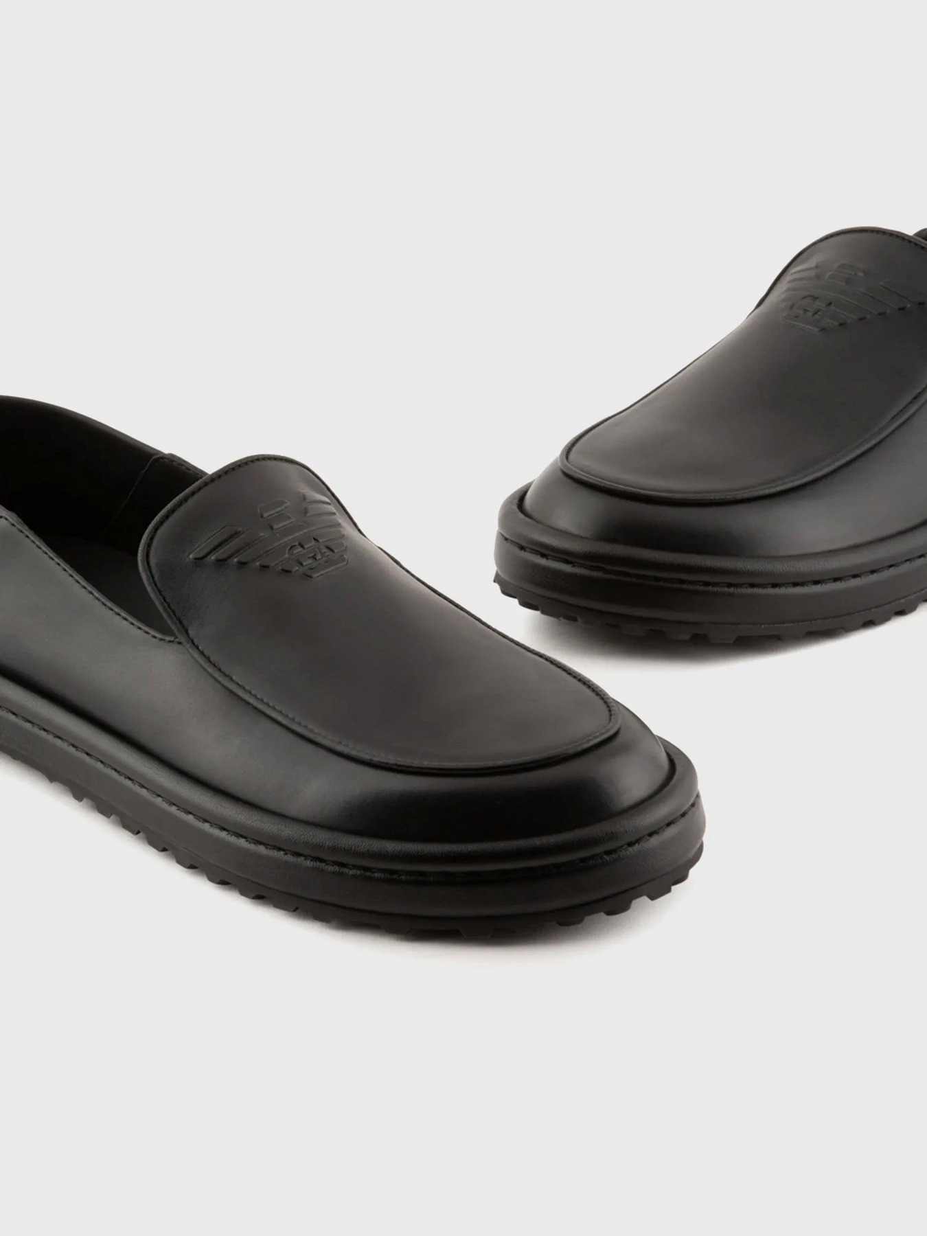 Слипоны и мокасины Emporio Armani модель X4J109-XF668-00002 Фото