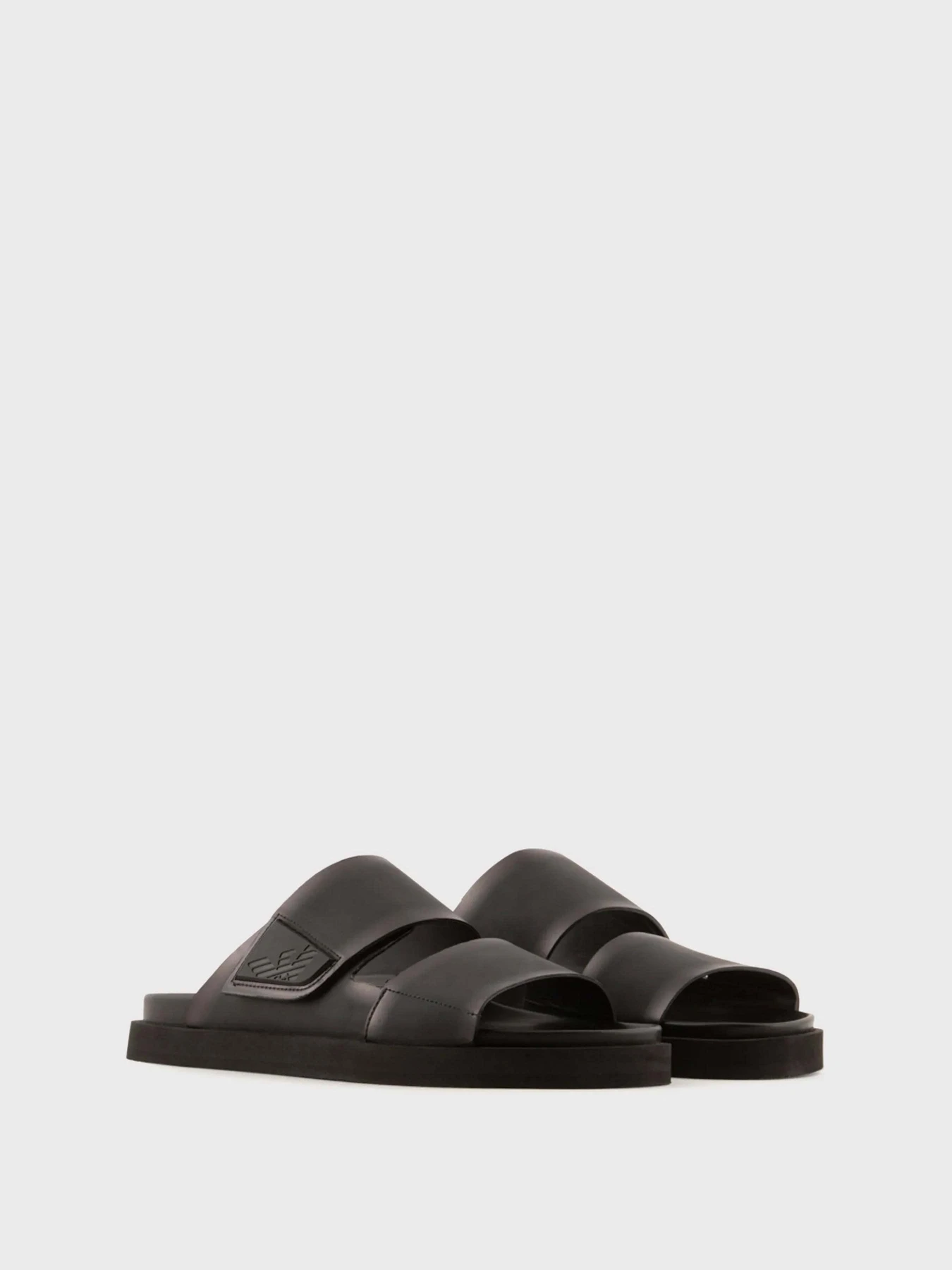 Шлёпанцы Emporio Armani модель X4P128-XD366-00002 Шлёпанцы Emporio Armani модель X4P128-XD366-00002 Фото