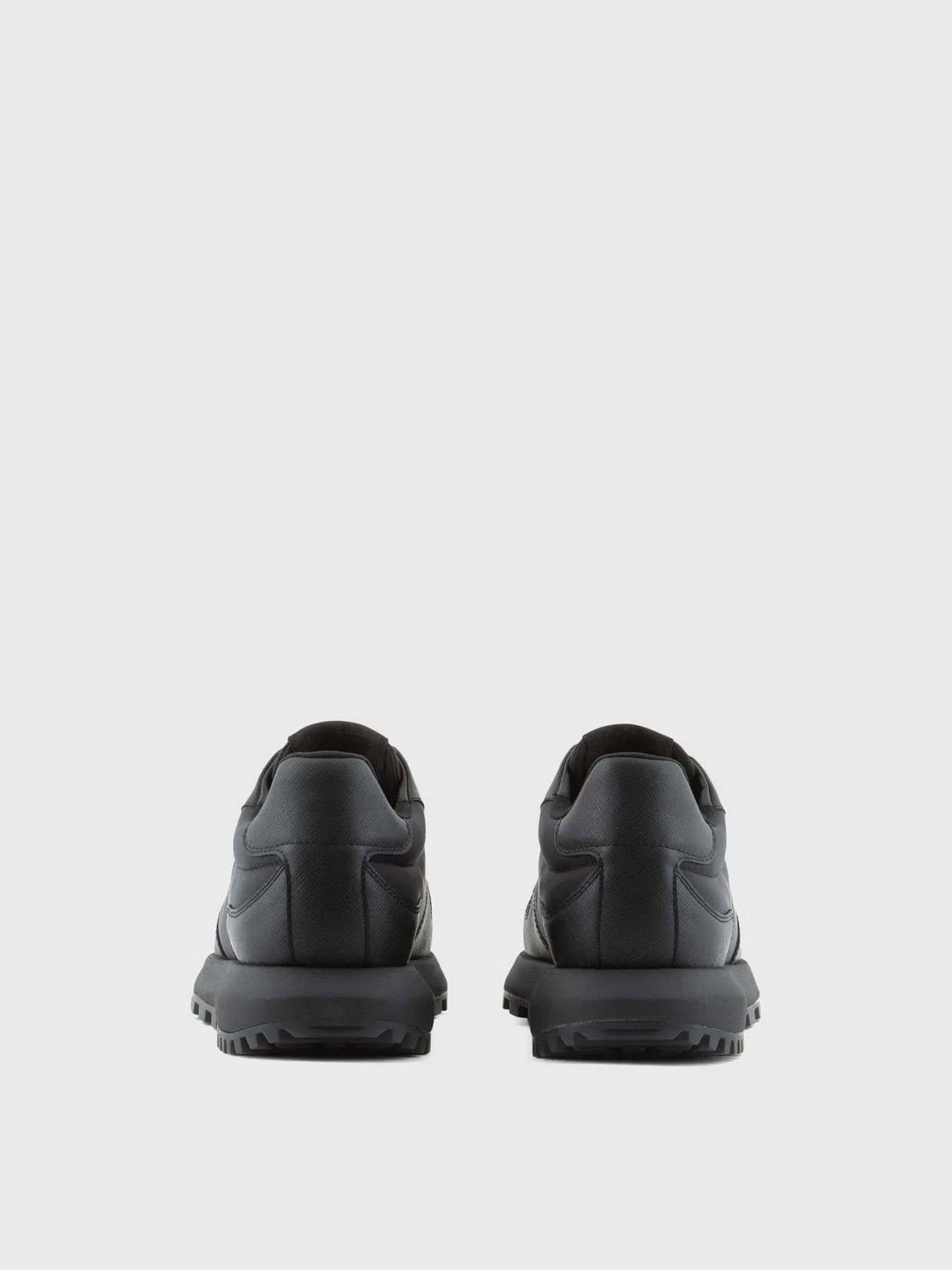Кроссовки Emporio Armani модель X4X630-XN877-K001 Кроссовки Emporio Armani модель X4X630-XN877-K001 Фото