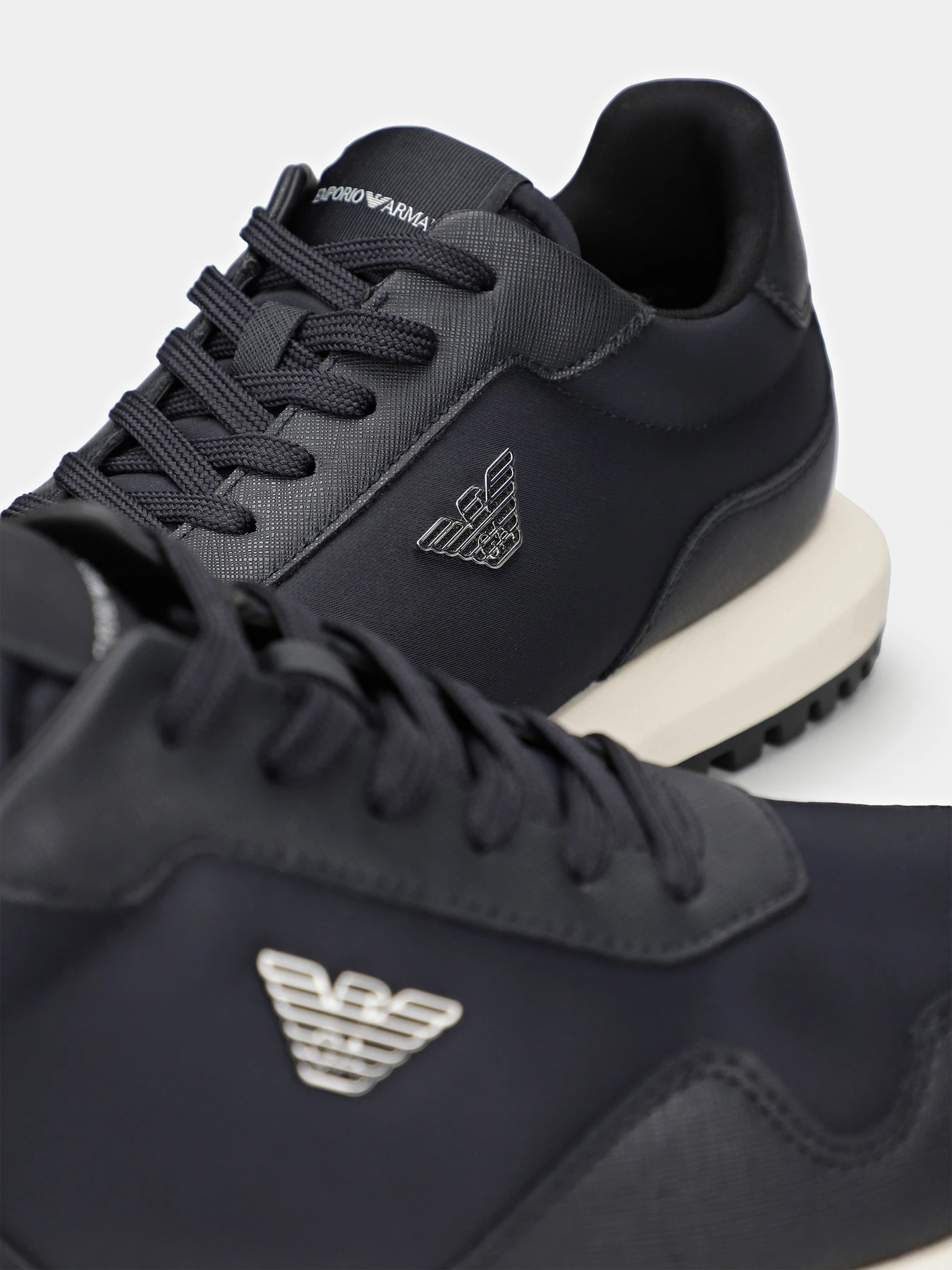 Кросівки Emporio Armani модель X4X630-XN877-N151 Фото