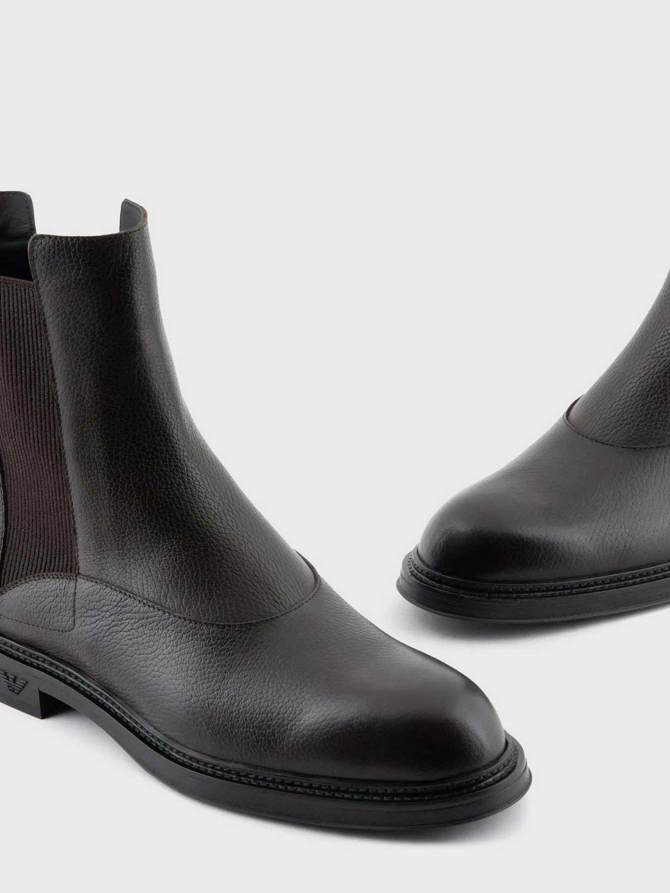 Ботинки и сапоги Emporio Armani модель X4M389-XF583-00003 Ботинки и сапоги Emporio Armani модель X4M389-XF583-00003 Фото