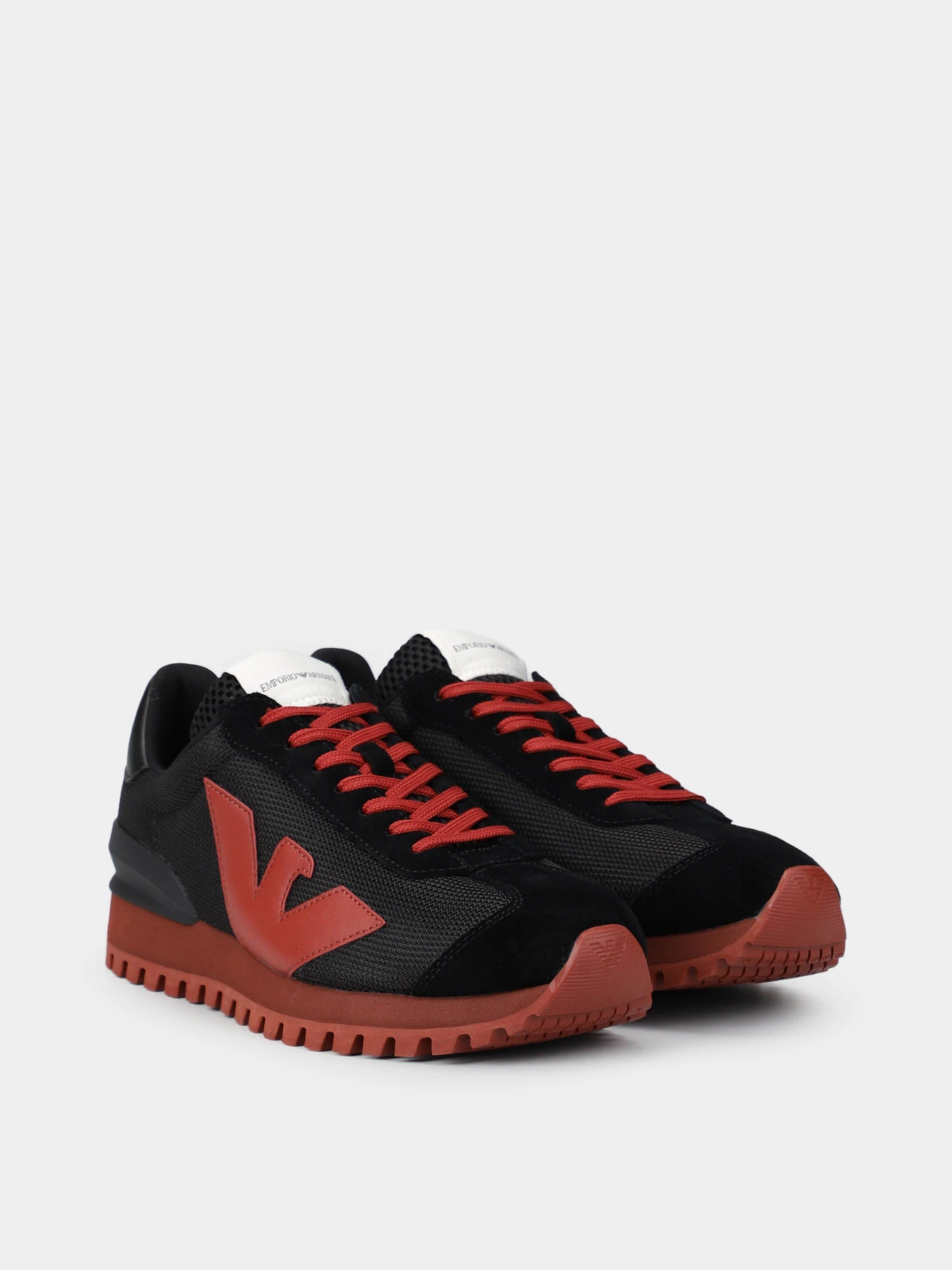 Кроссовки Emporio Armani модель X4X583-XN647-T430 Фото