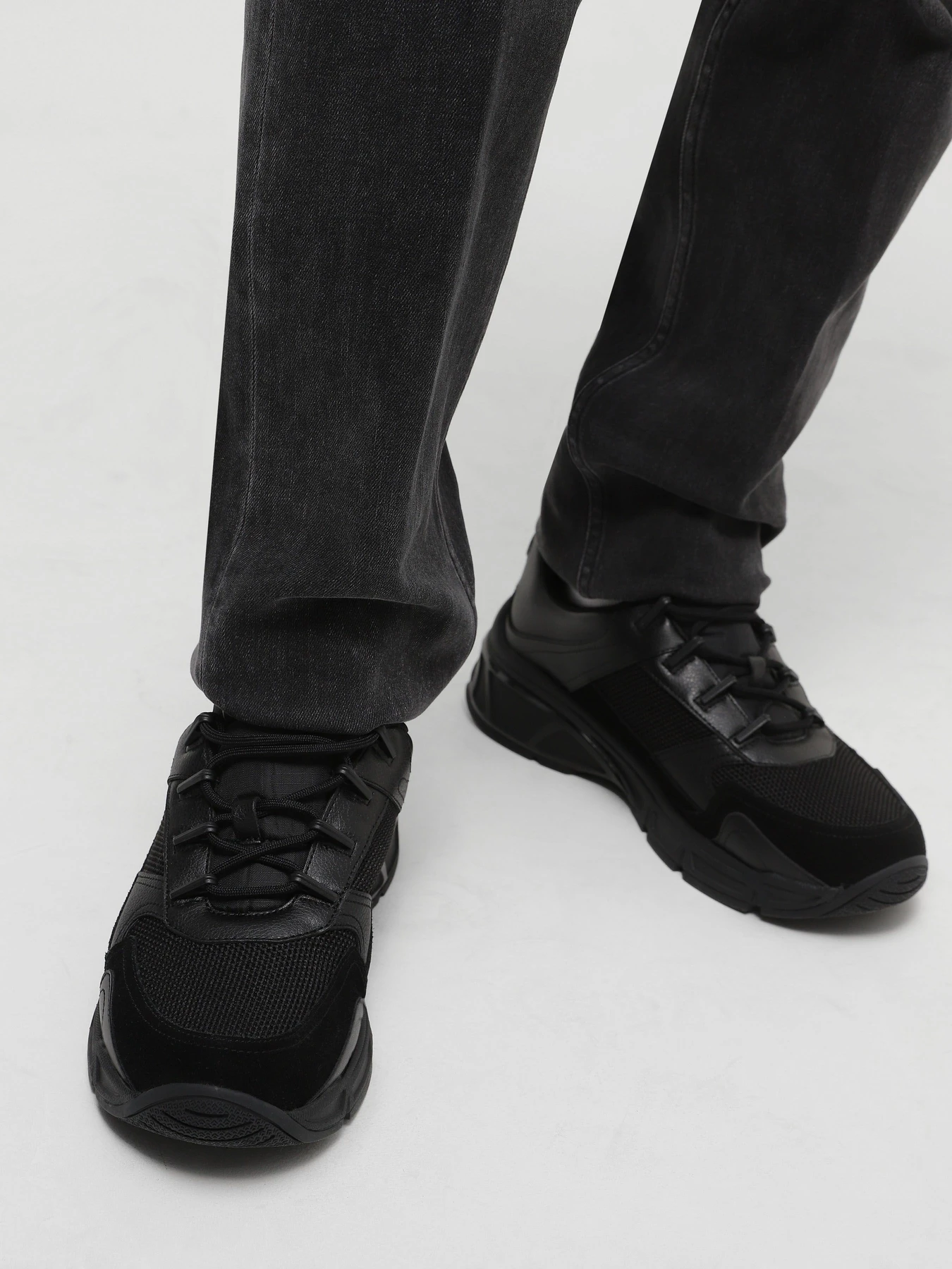 Кроссовки Emporio Armani модель X4X625-XR087-T624 Кроссовки Emporio Armani модель X4X625-XR087-T624 Фото