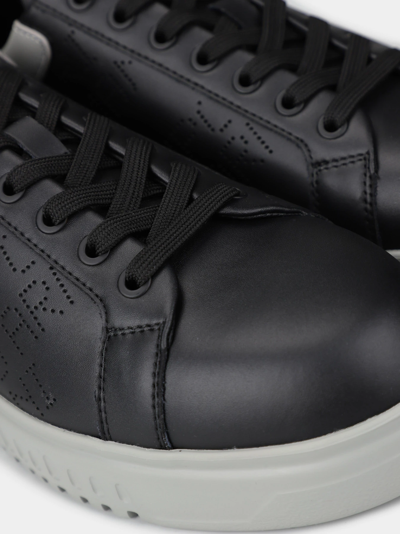 Кеды Emporio Armani модель X4X635-XN889-R625 Кеды Emporio Armani модель X4X635-XN889-R625 Фото