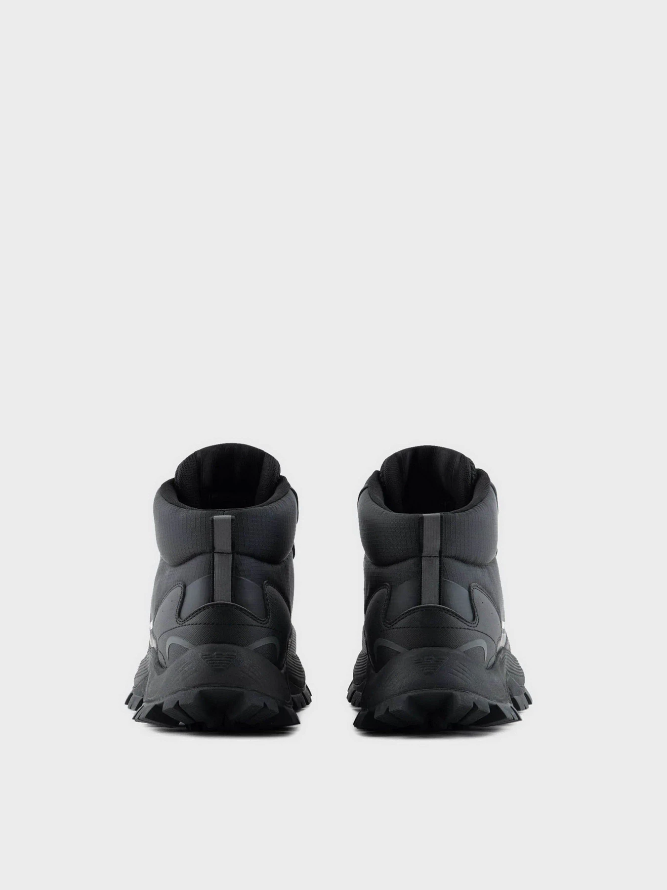Ботинки и сапоги Emporio Armani модель X4Z127-XN939-A083 Ботинки и сапоги Emporio Armani модель X4Z127-XN939-A083 Фото