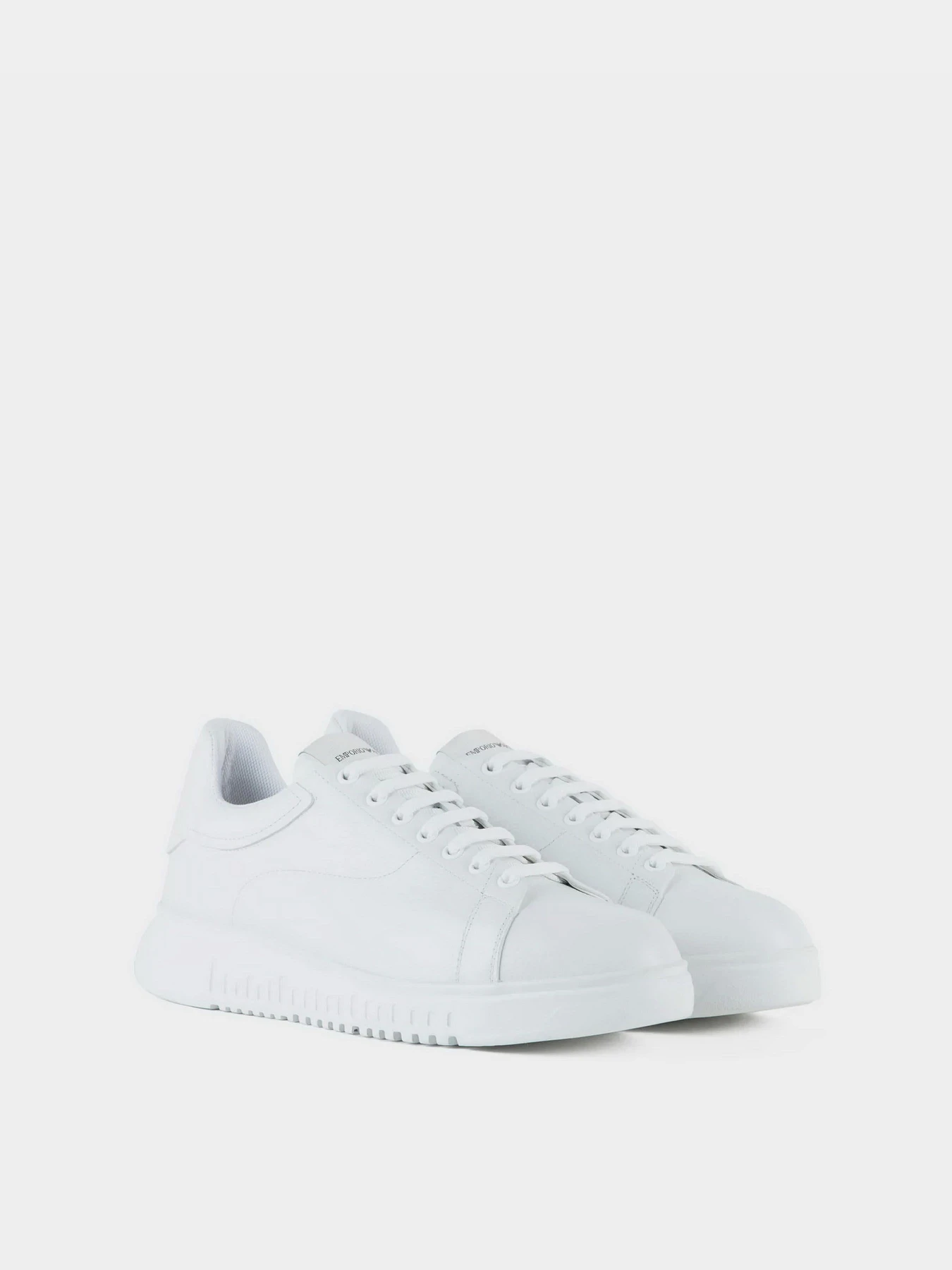 Кроссовки Emporio Armani модель X4X264-XF768-00001 Фото