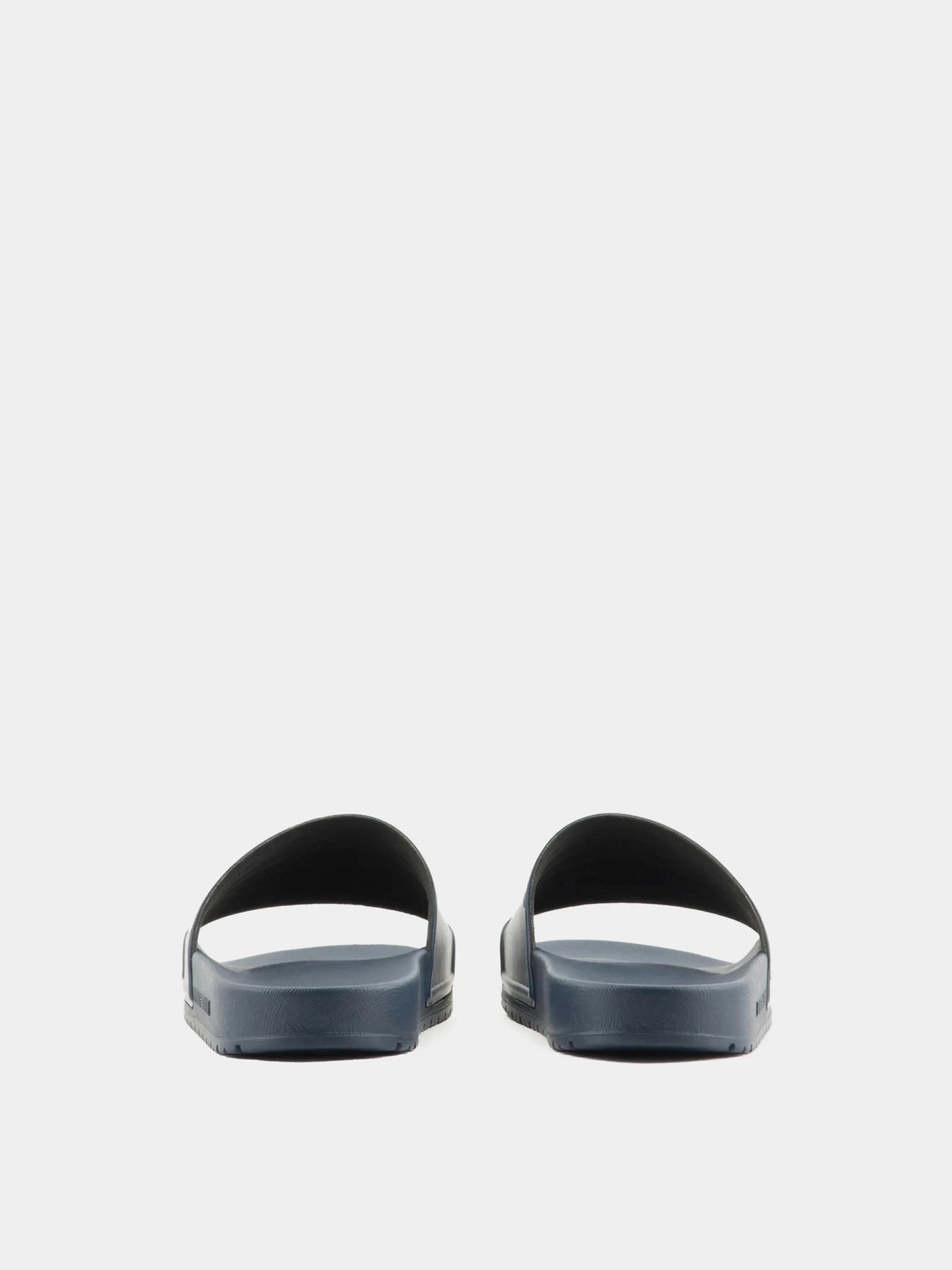 Шльопанці Emporio Armani модель XVPS08-XN747-N151 Шльопанці Emporio Armani модель XVPS08-XN747-N151 Фото
