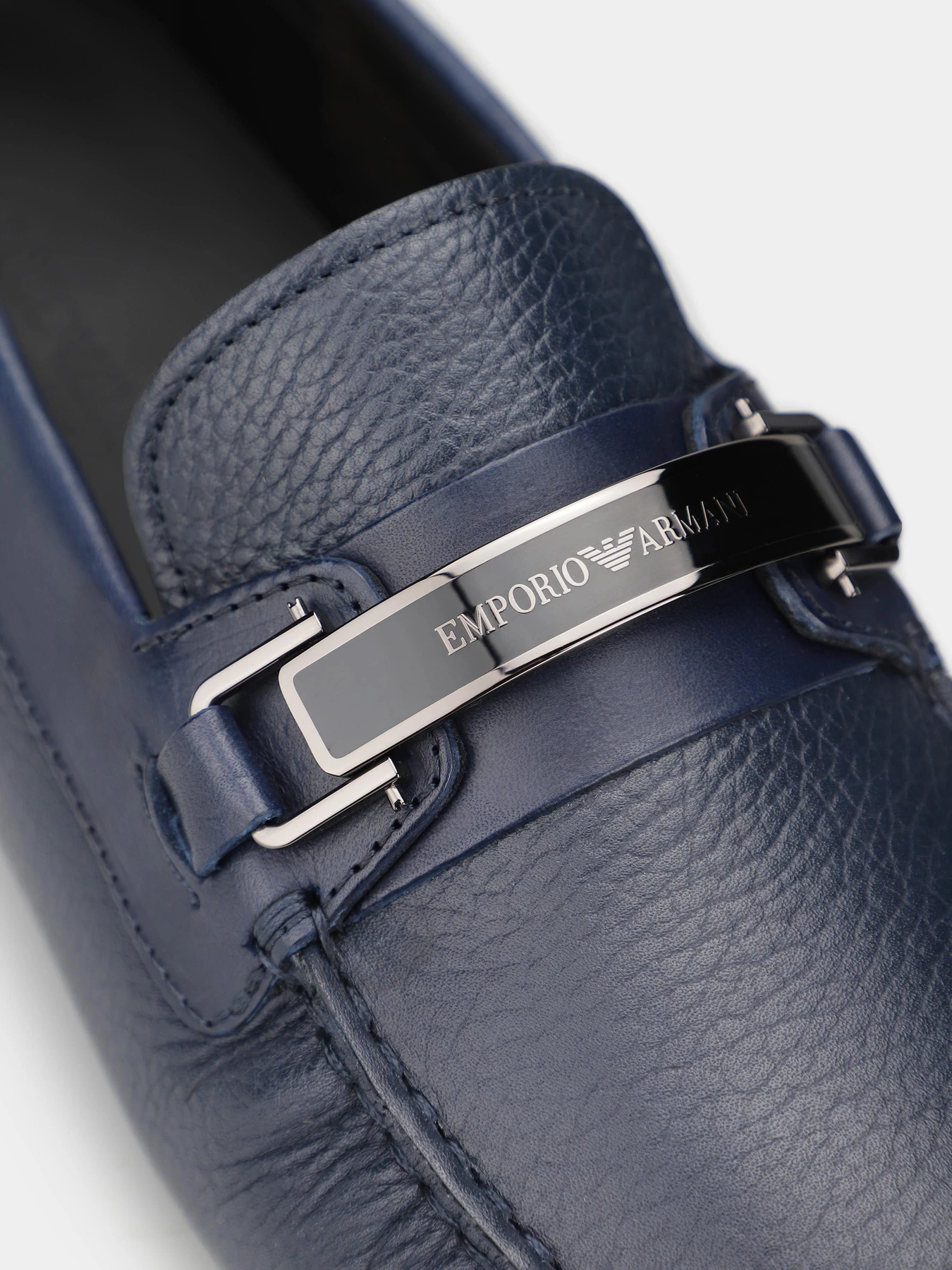 Слипоны и мокасины Emporio Armani модель X4B151-XN882-E553 Слипоны и мокасины Emporio Armani модель X4B151-XN882-E553 Фото