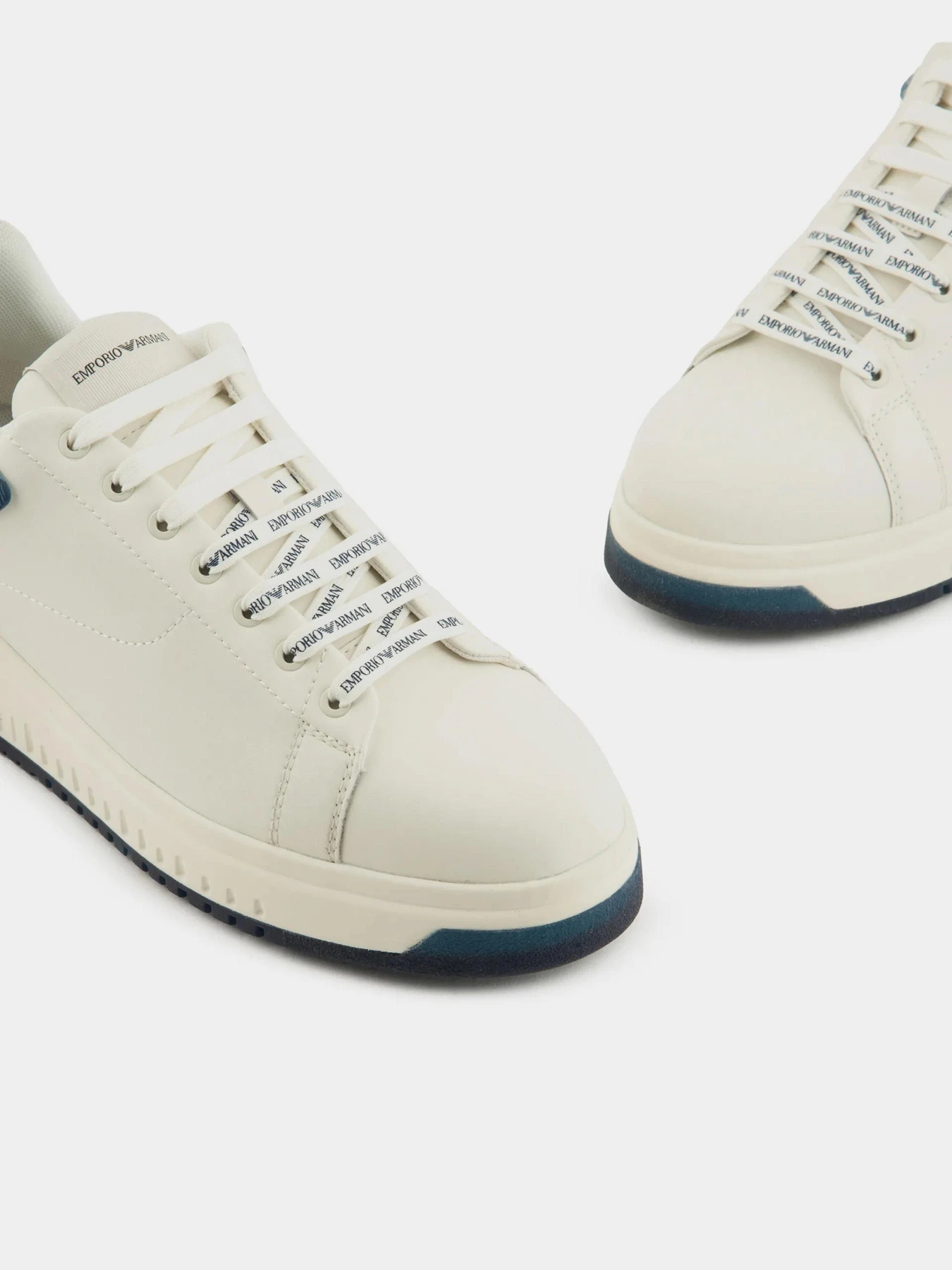 Кроссовки Emporio Armani модель X4X264-XR128-T864 Кроссовки Emporio Armani модель X4X264-XR128-T864 Фото