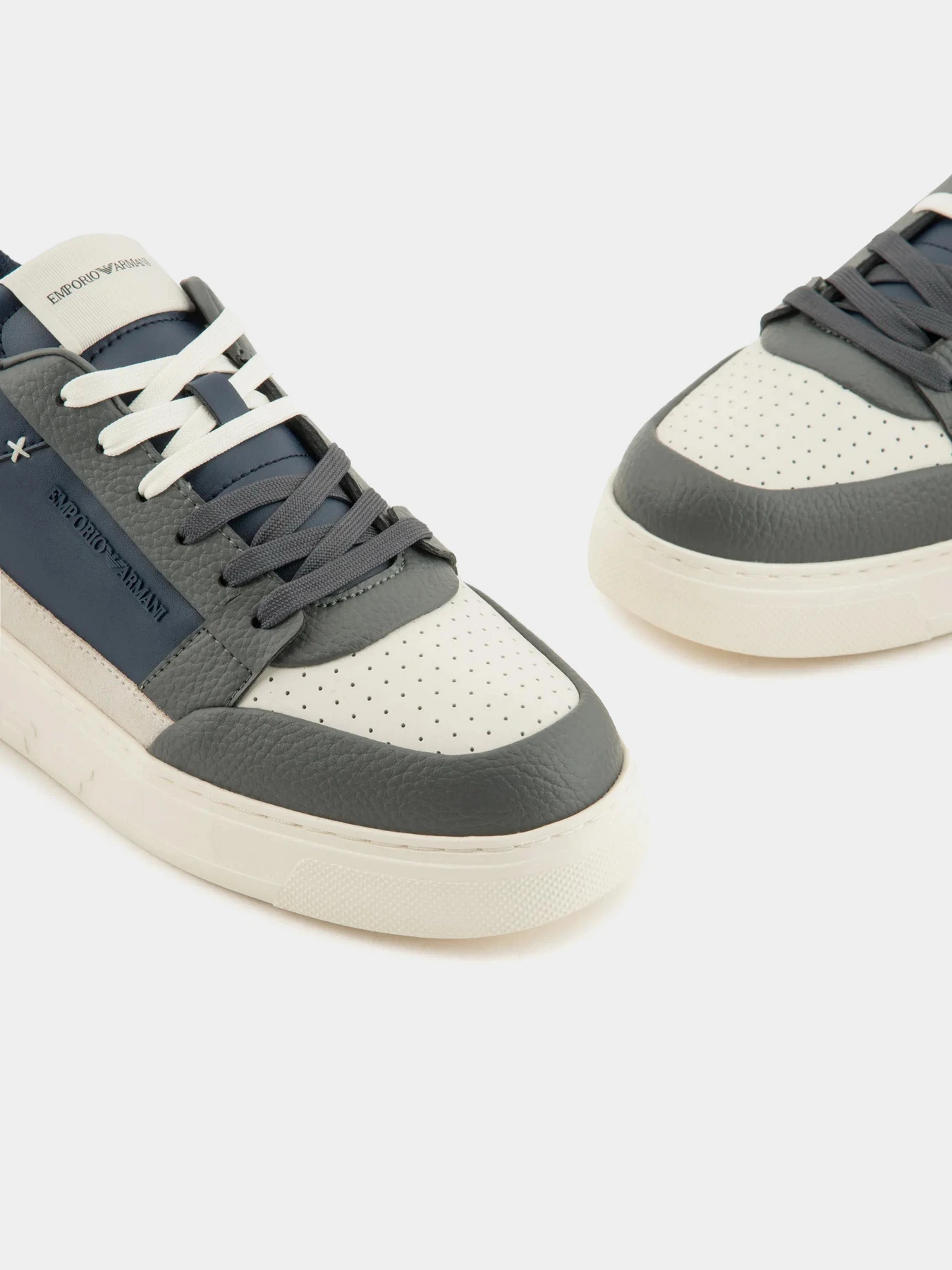 Кроссовки Emporio Armani модель X4X657-XR101-T848 Кроссовки Emporio Armani модель X4X657-XR101-T848 Фото