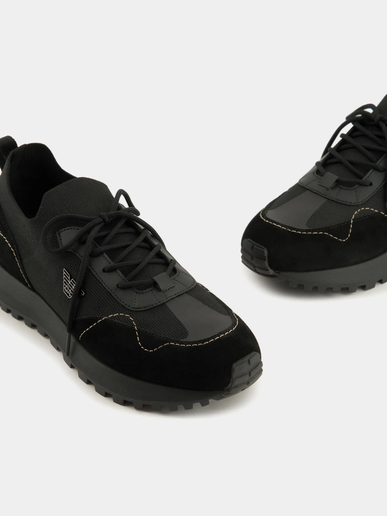 Кроссовки Emporio Armani модель X4X659-XR105-Q781 Фото