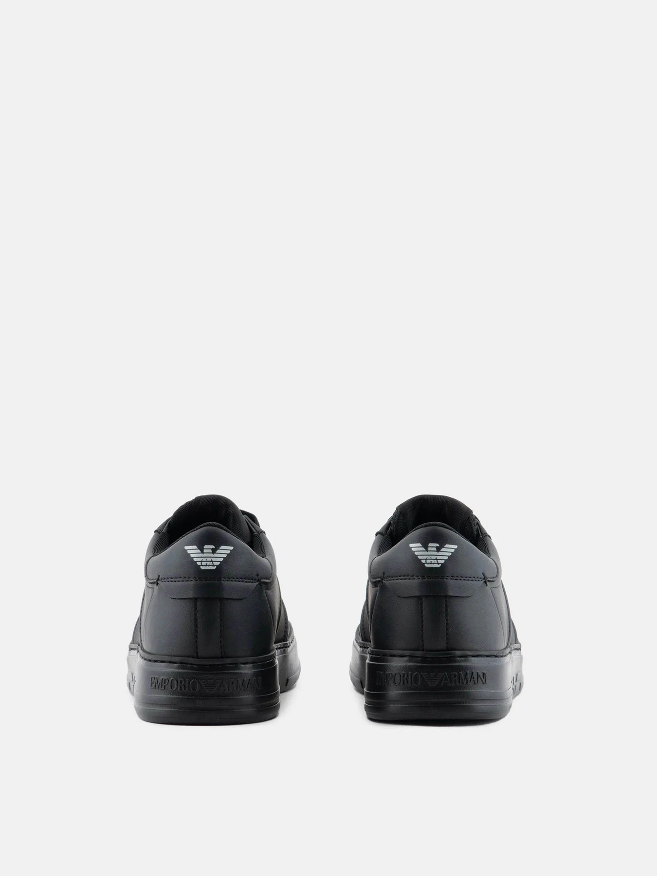 Кроссовки Emporio Armani модель X4X570-XN840-K001 Фото