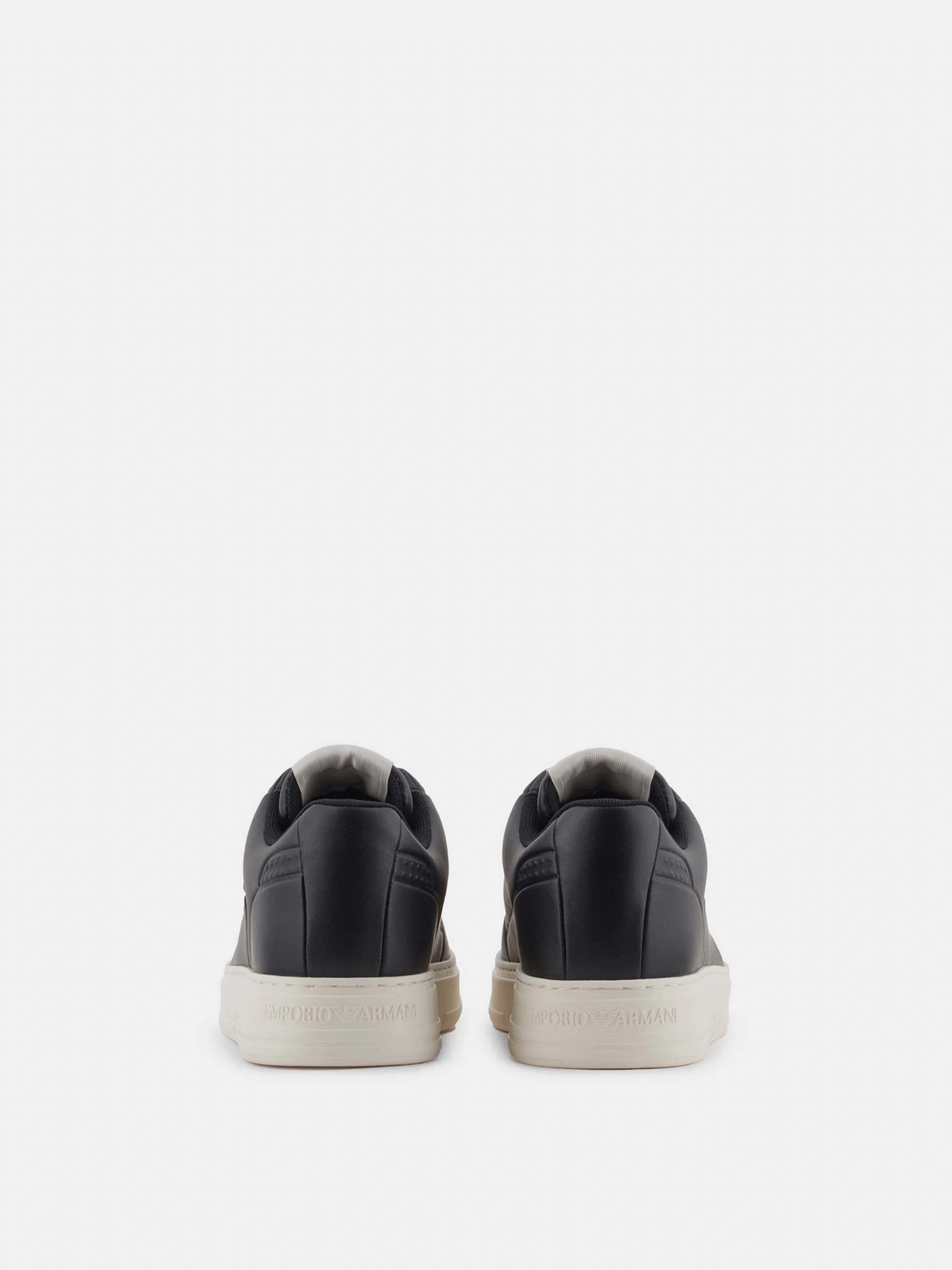 Кроссовки Emporio Armani модель X4X677-XF805-00002 Кроссовки Emporio Armani модель X4X677-XF805-00002 Фото
