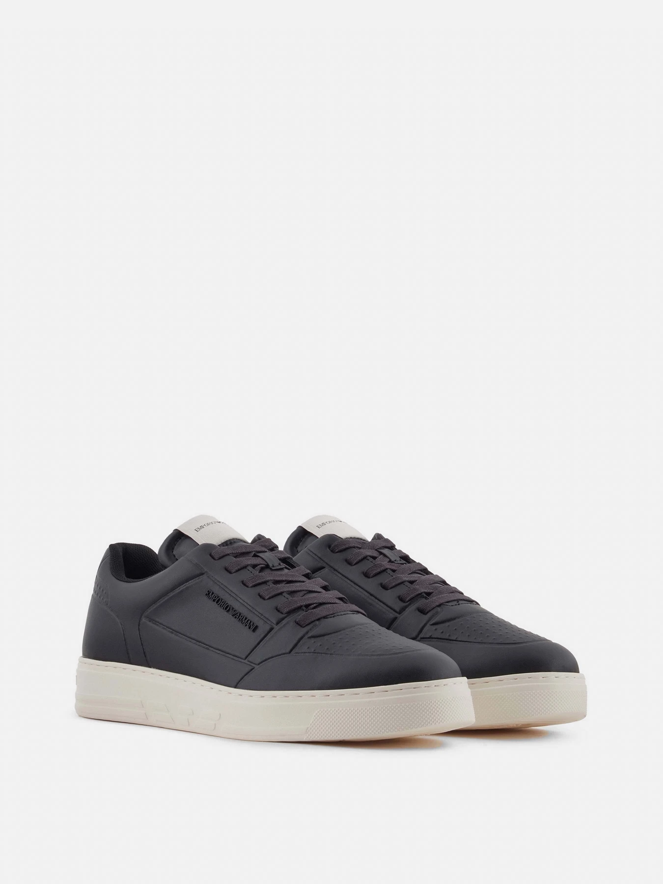 Кроссовки Emporio Armani модель X4X677-XF805-00002 Кроссовки Emporio Armani модель X4X677-XF805-00002 Фото