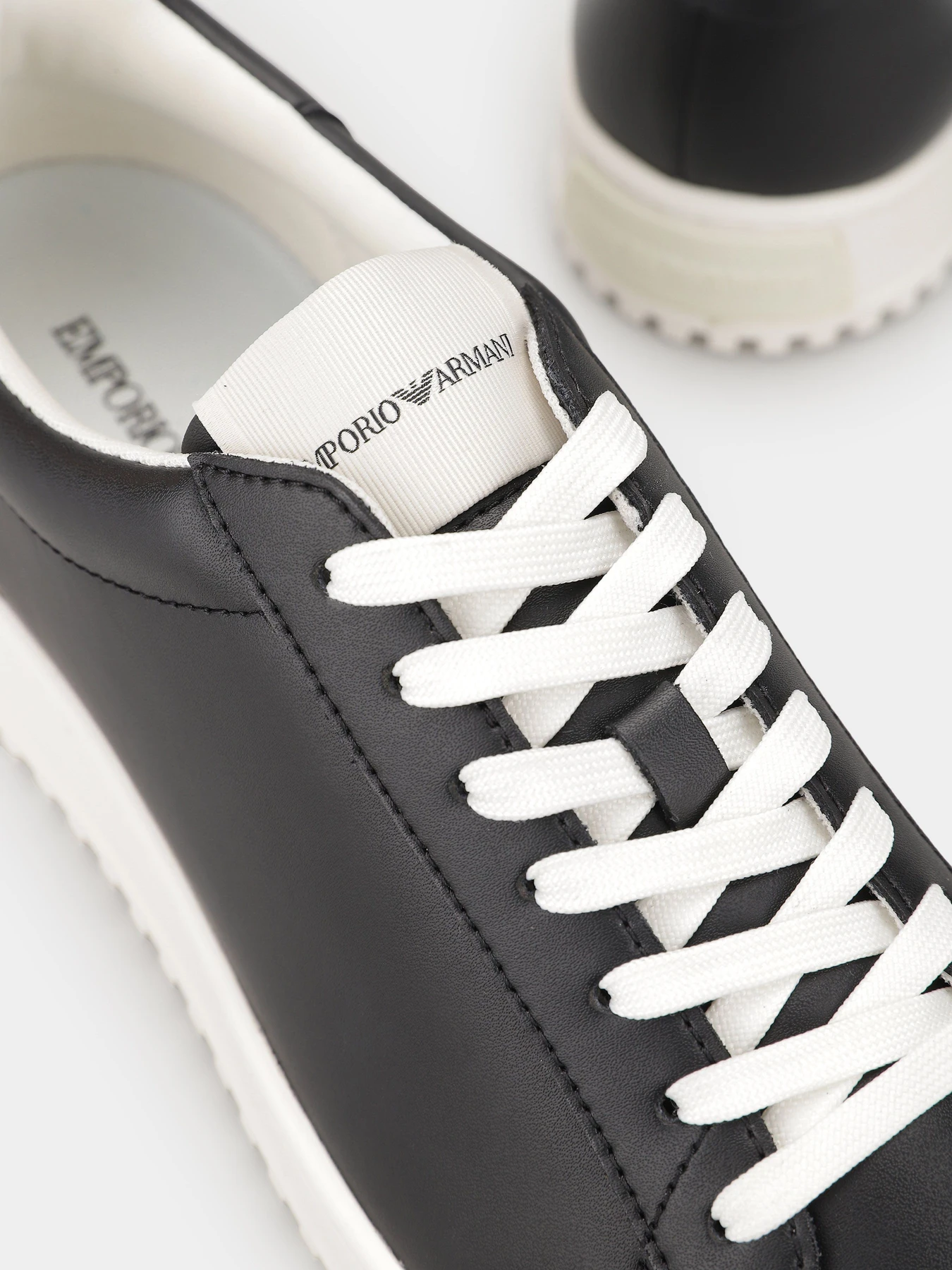 Кроссовки Emporio Armani модель X4X690-XF846-00002 Кроссовки Emporio Armani модель X4X690-XF846-00002 Фото