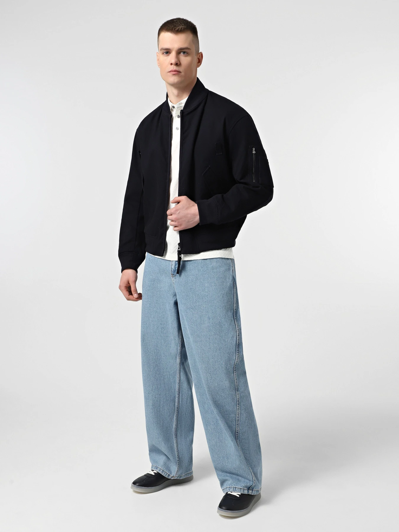 Кроссовки Emporio Armani модель X4X694-XF846-00285 Кроссовки Emporio Armani модель X4X694-XF846-00285 Фото