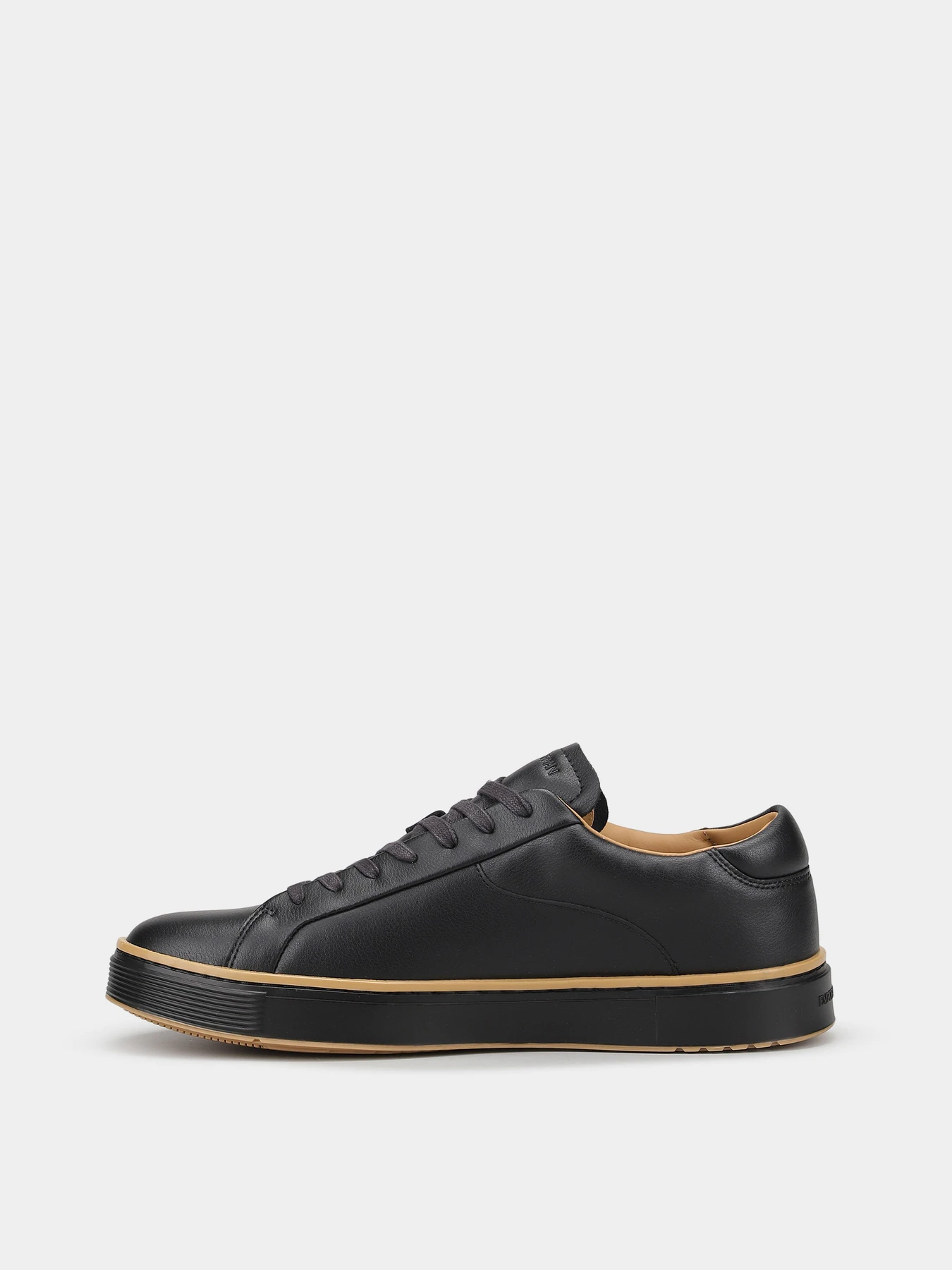 Кеды Emporio Armani модель EM003081-AF18228-UC001 Кеды Emporio Armani модель EM003081-AF18228-UC001 Фото