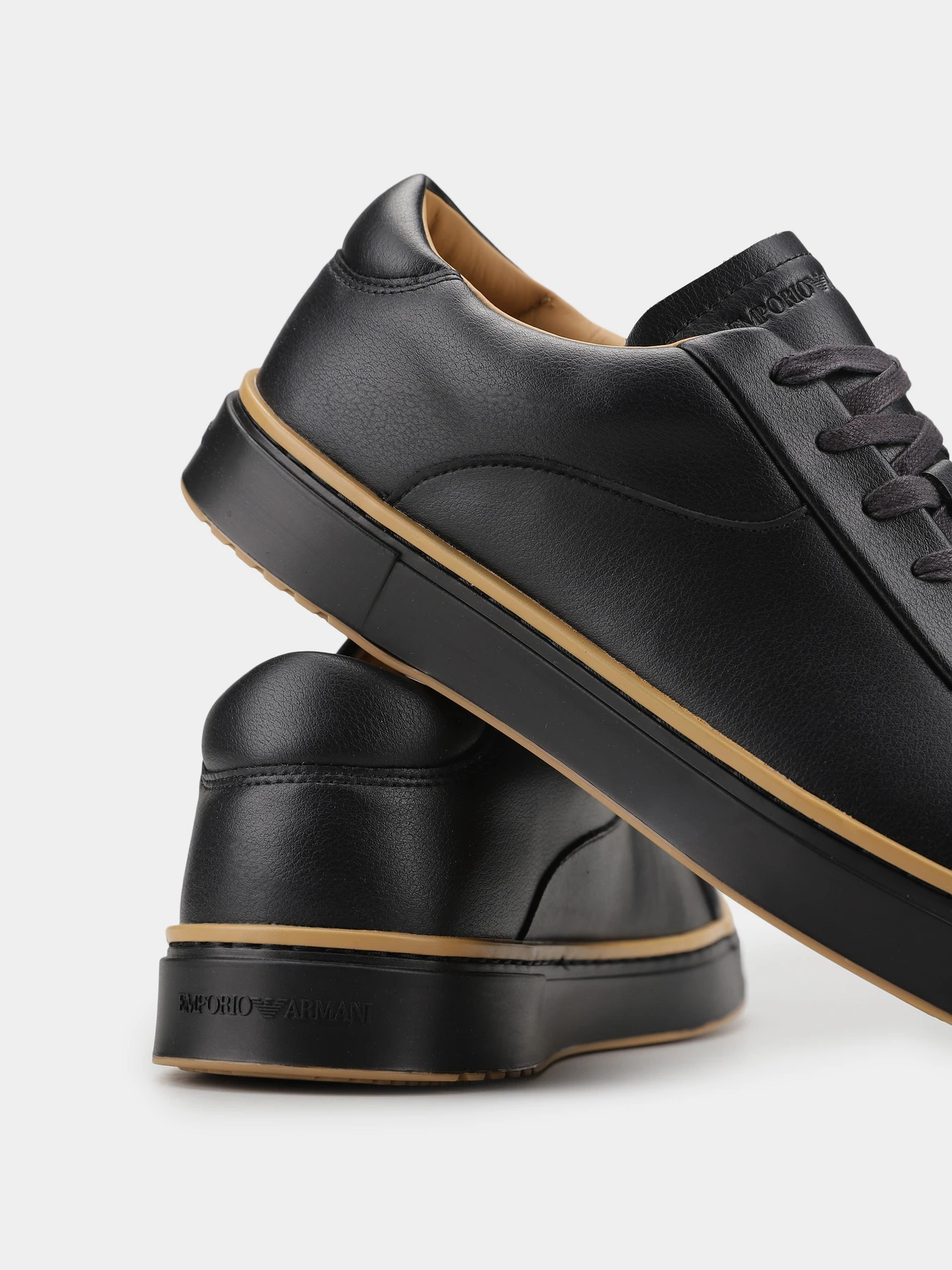 Кеды Emporio Armani модель EM003081-AF18228-UC001 Кеды Emporio Armani модель EM003081-AF18228-UC001 Фото
