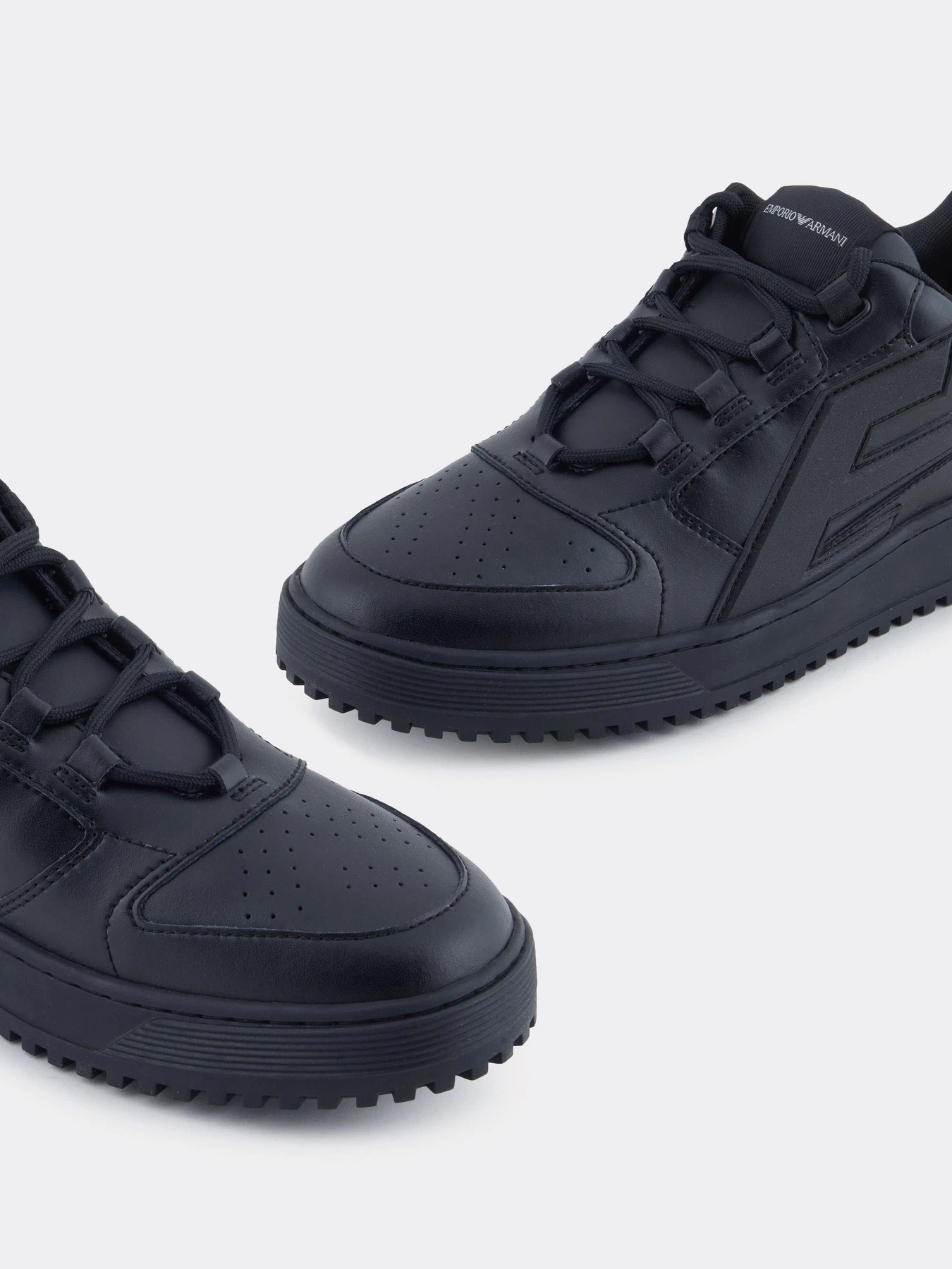 Кеды Emporio Armani модель EM003670-AF19554-UC001 Фото