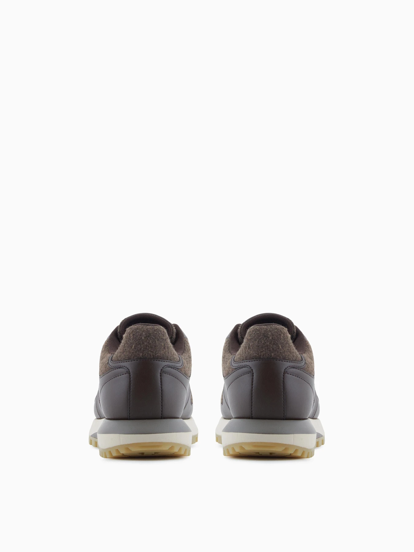 Кроссовки Emporio Armani модель EM002851-AF18013-Z6004 Кроссовки Emporio Armani модель EM002851-AF18013-Z6004 Фото
