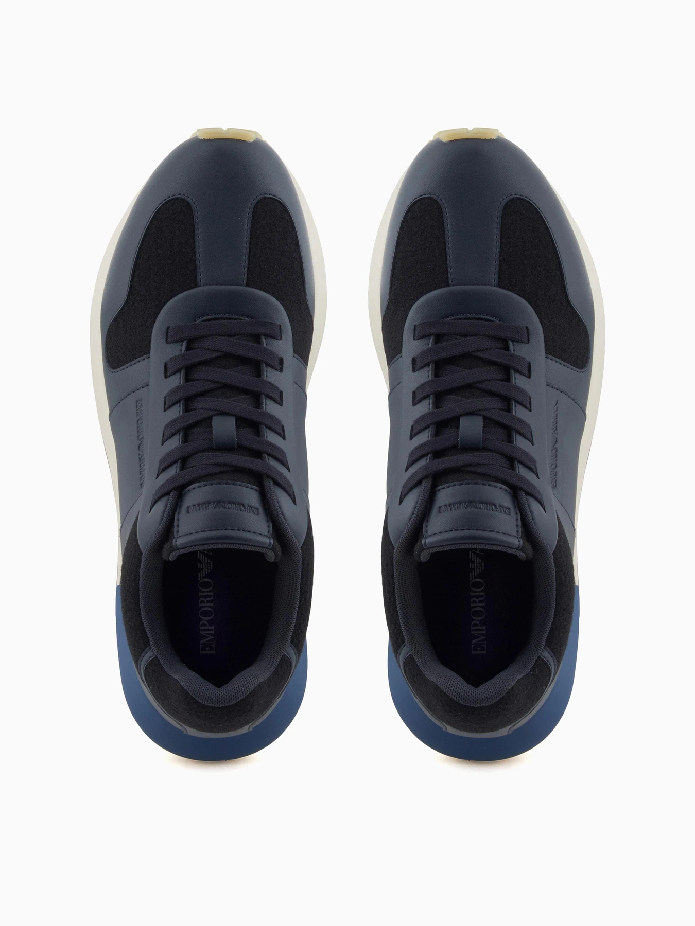 Кроссовки Emporio Armani модель EM002851-AF18013-ZB005 Фото