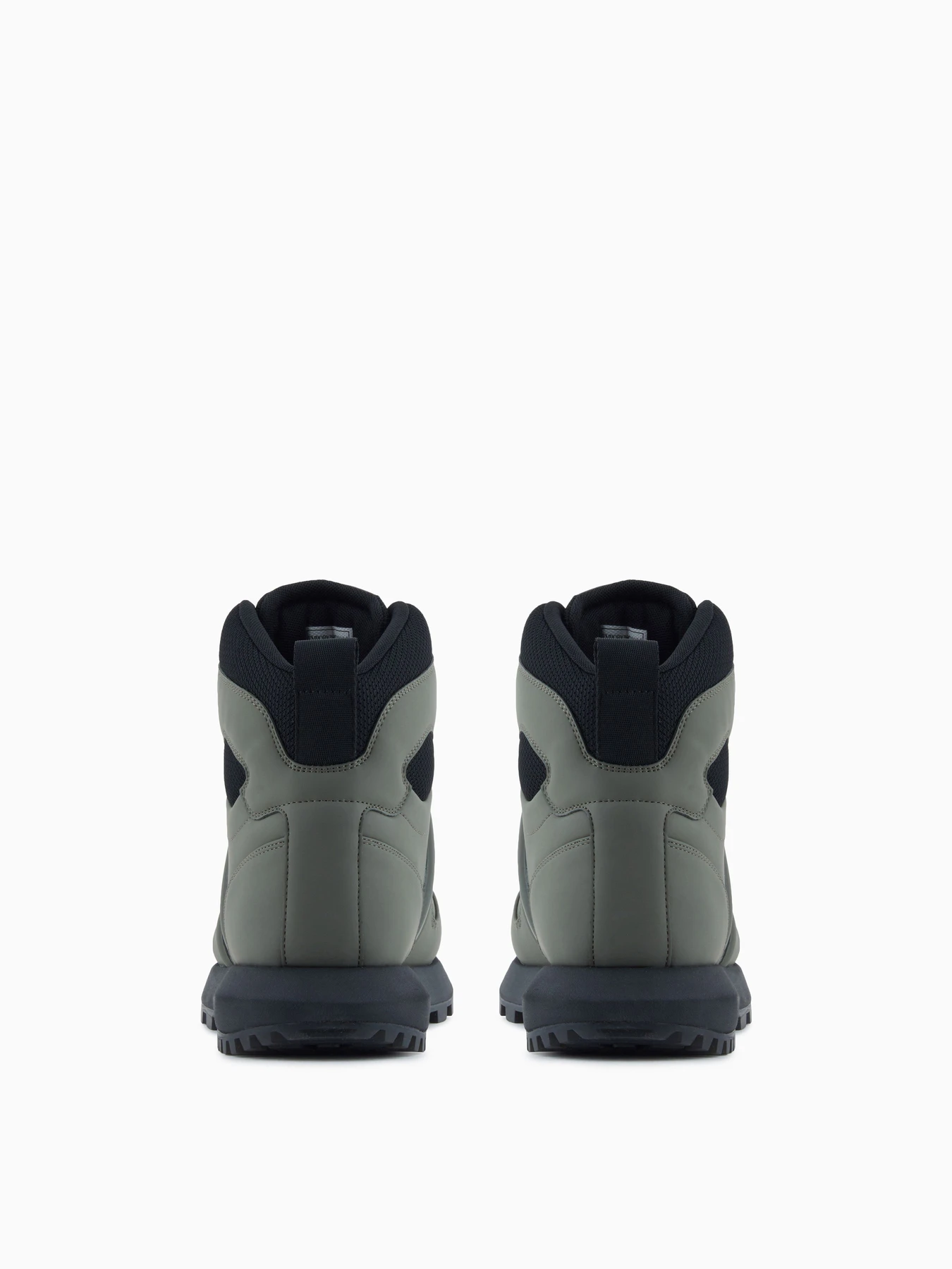 Ботинки и сапоги Emporio Armani модель EM003736-AF18012-MZ313 Ботинки и сапоги Emporio Armani модель EM003736-AF18012-MZ313 Фото