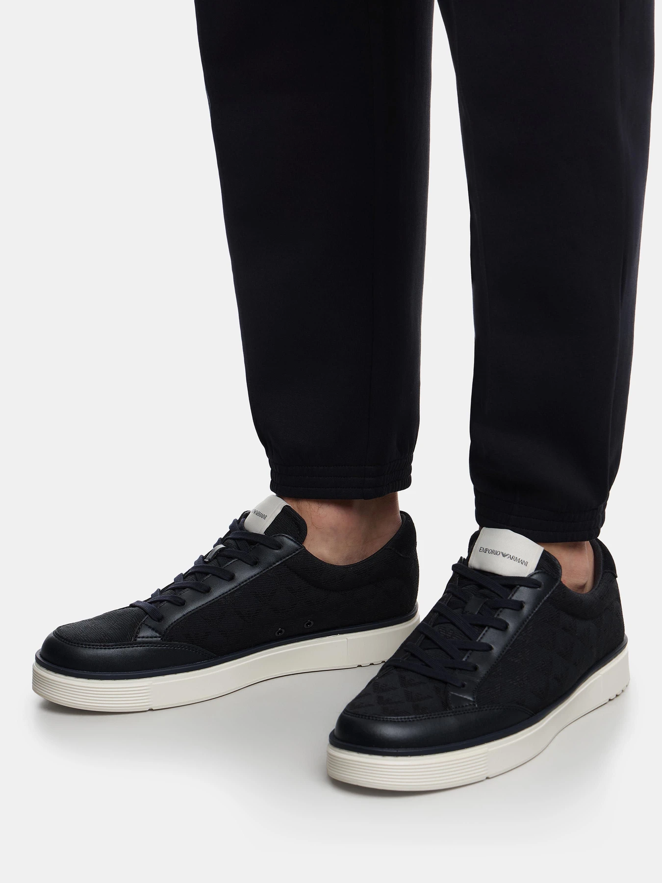 Кеды Emporio Armani модель EM004782-AF23199-MB483 Кеды Emporio Armani модель EM004782-AF23199-MB483 Фото