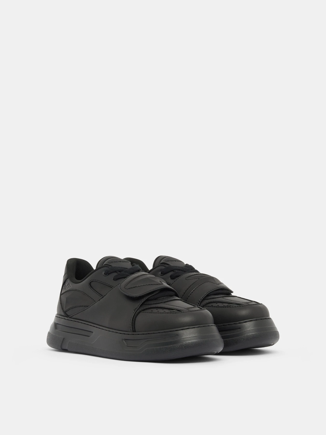 Кроссовки Emporio Armani модель EM005398-AF17451-UC001 Фото