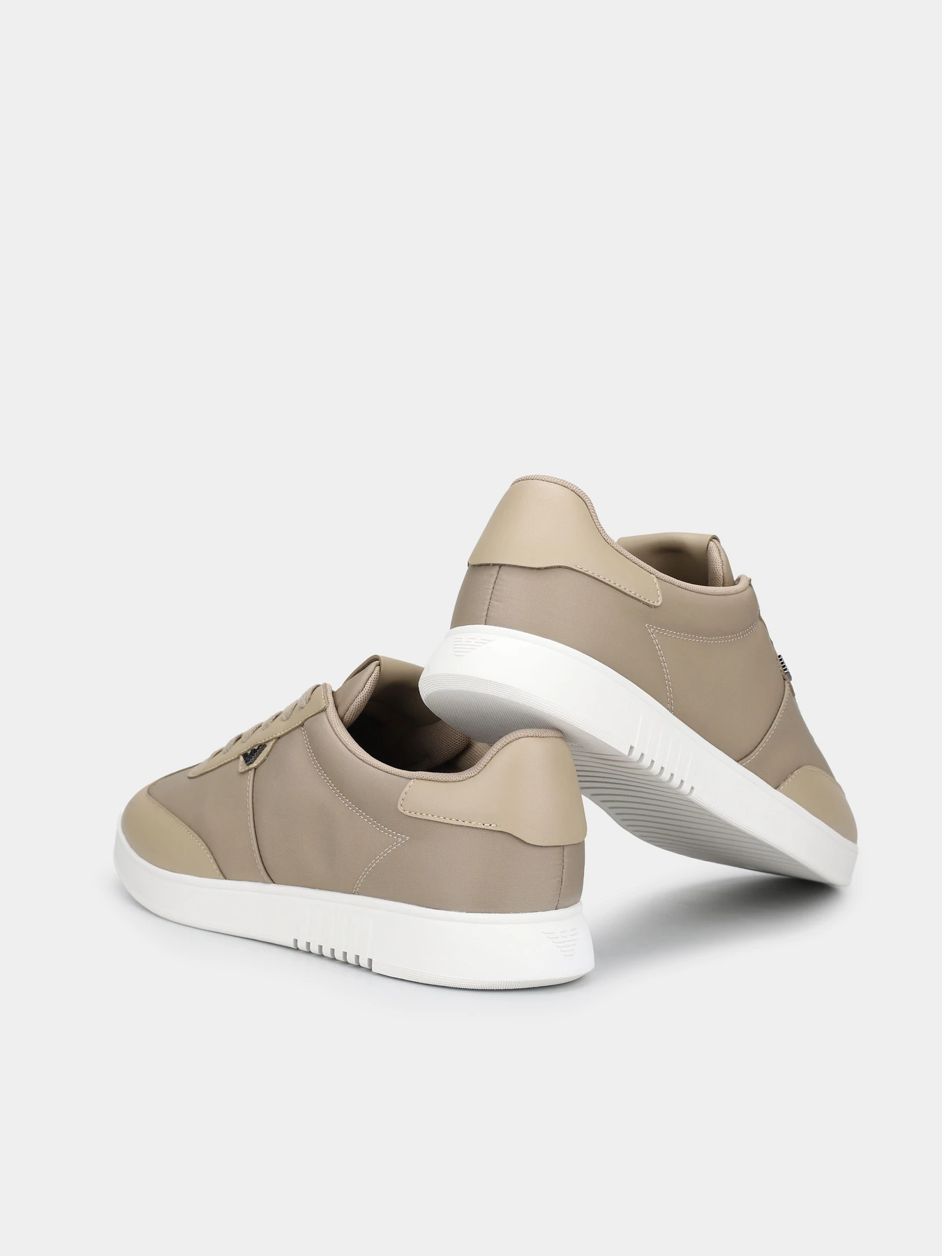 Кеды Emporio Armani модель EM003062-AF18210-U1072 Кеды Emporio Armani модель EM003062-AF18210-U1072 Фото