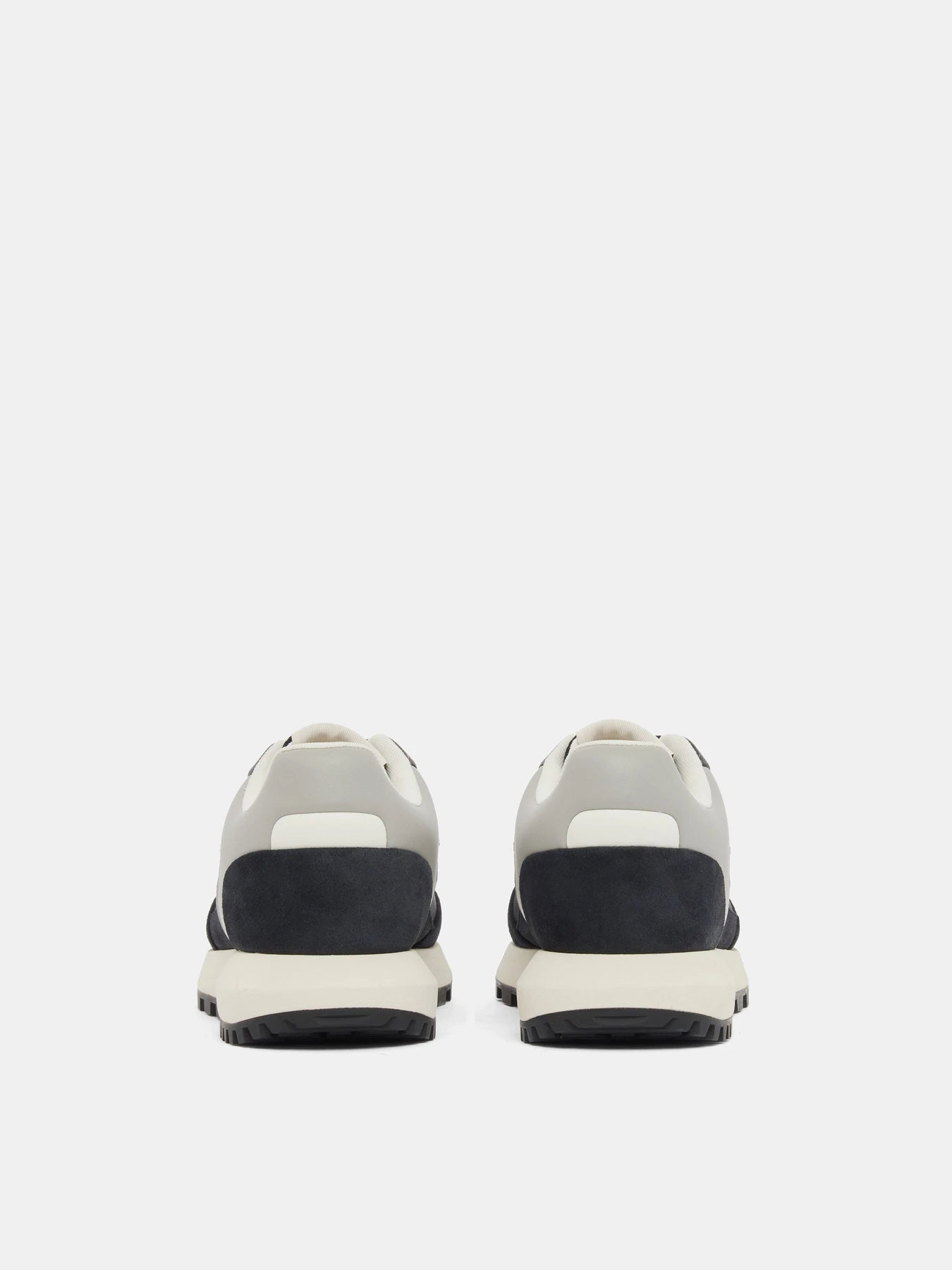 Кроссовки Emporio Armani модель EM004839-AF24321-MB617 Кроссовки Emporio Armani модель EM004839-AF24321-MB617 Фото