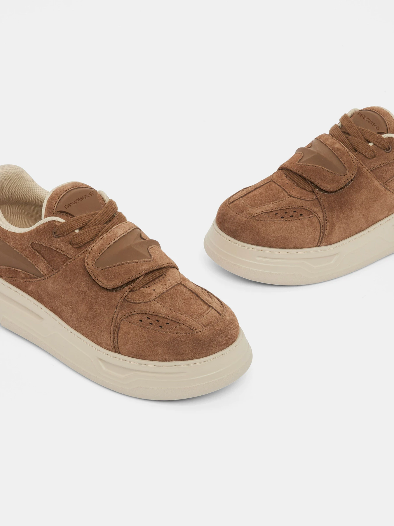 Кроссовки Emporio Armani модель EM005398-AF21561-U6134 Кроссовки Emporio Armani модель EM005398-AF21561-U6134 Фото