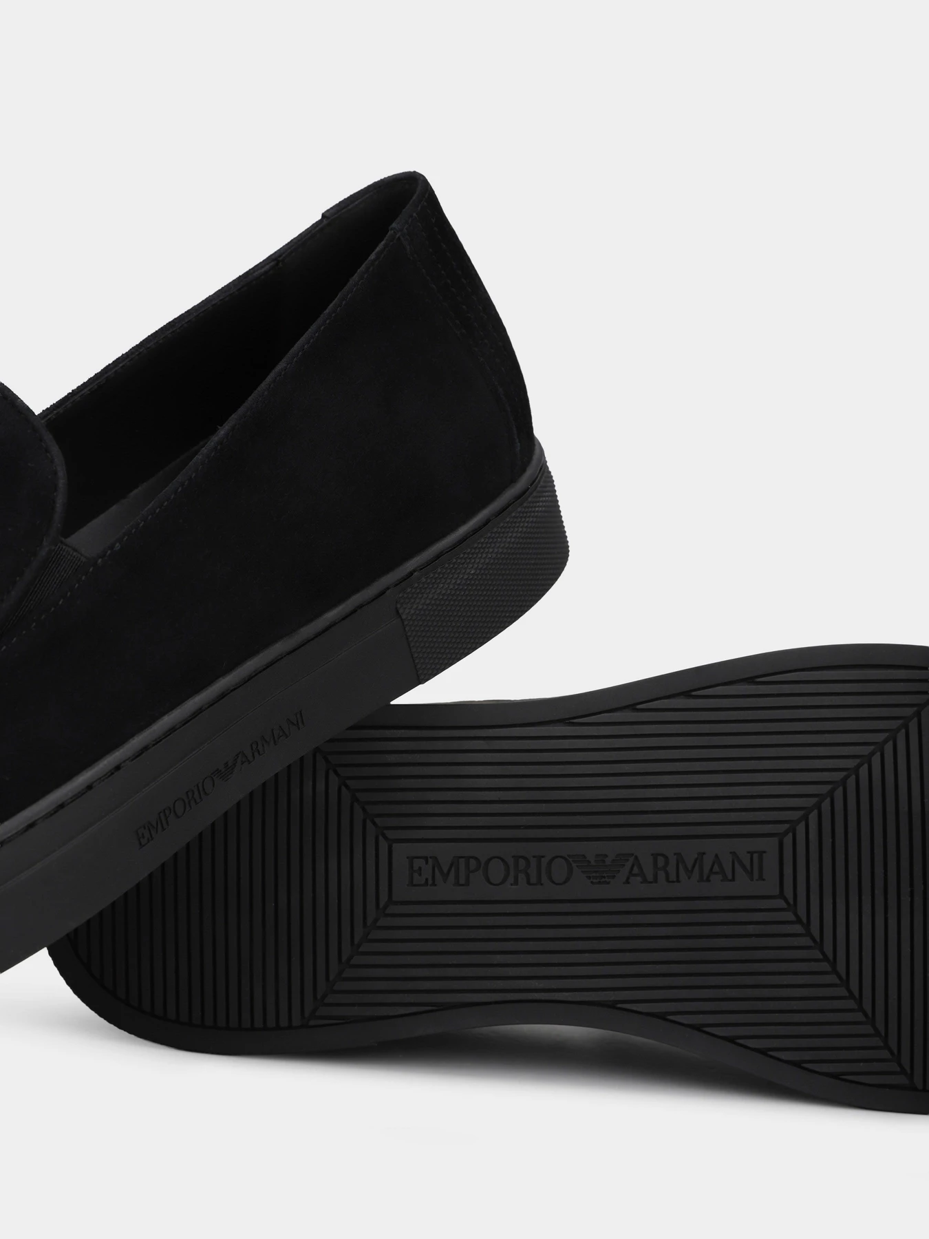 Слипоны и мокасины Emporio Armani модель EM007006-AF28517-UC001 Слипоны и мокасины Emporio Armani модель EM007006-AF28517-UC001 Фото