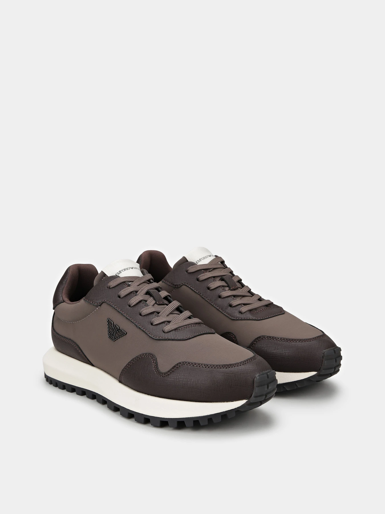 Кроссовки Emporio Armani модель EM003738-AF19532-M6492 Кроссовки Emporio Armani модель EM003738-AF19532-M6492 Фото