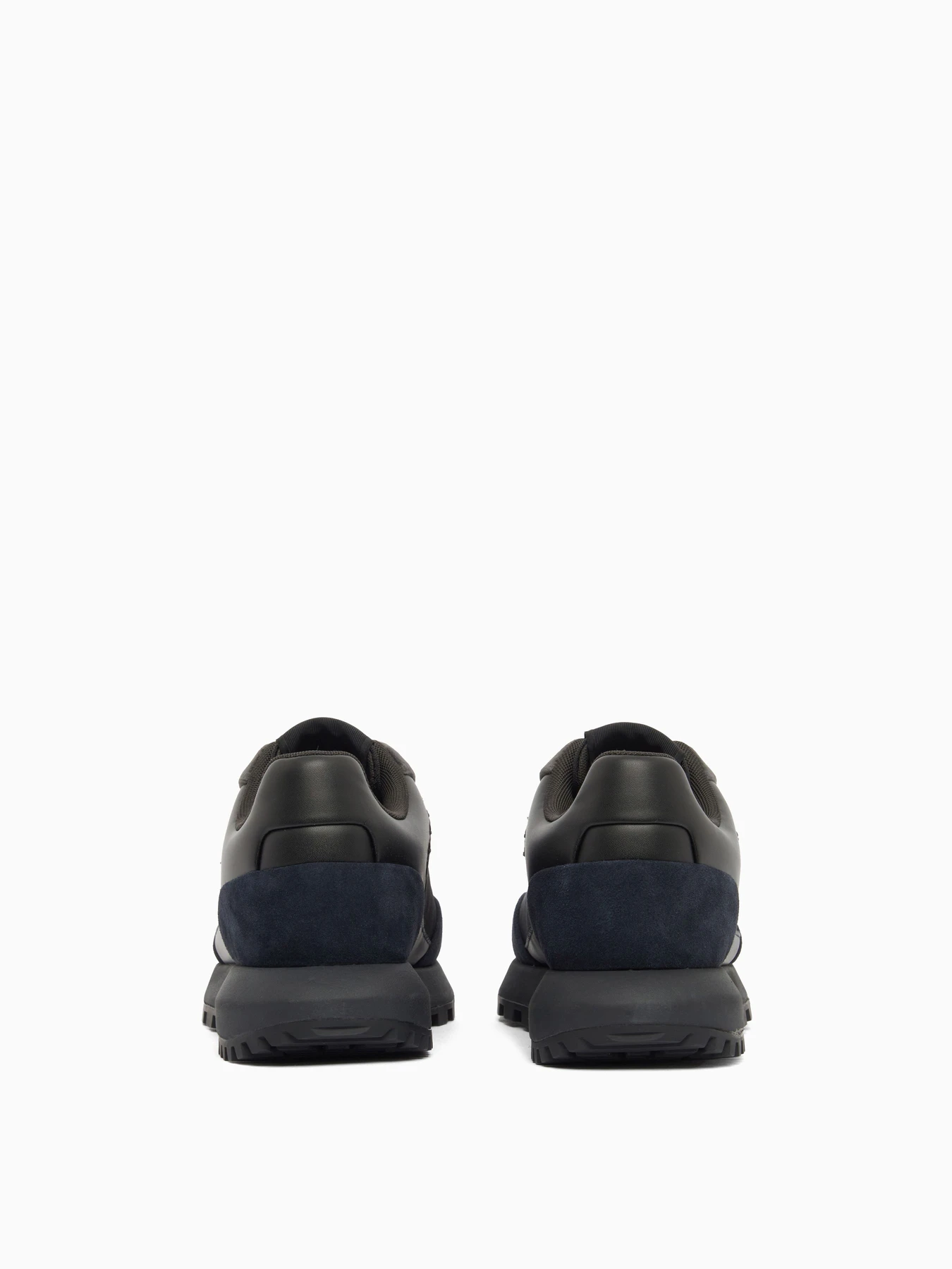 Кроссовки Emporio Armani модель EM004839-AF29491-MZ312 Кроссовки Emporio Armani модель EM004839-AF29491-MZ312 Фото