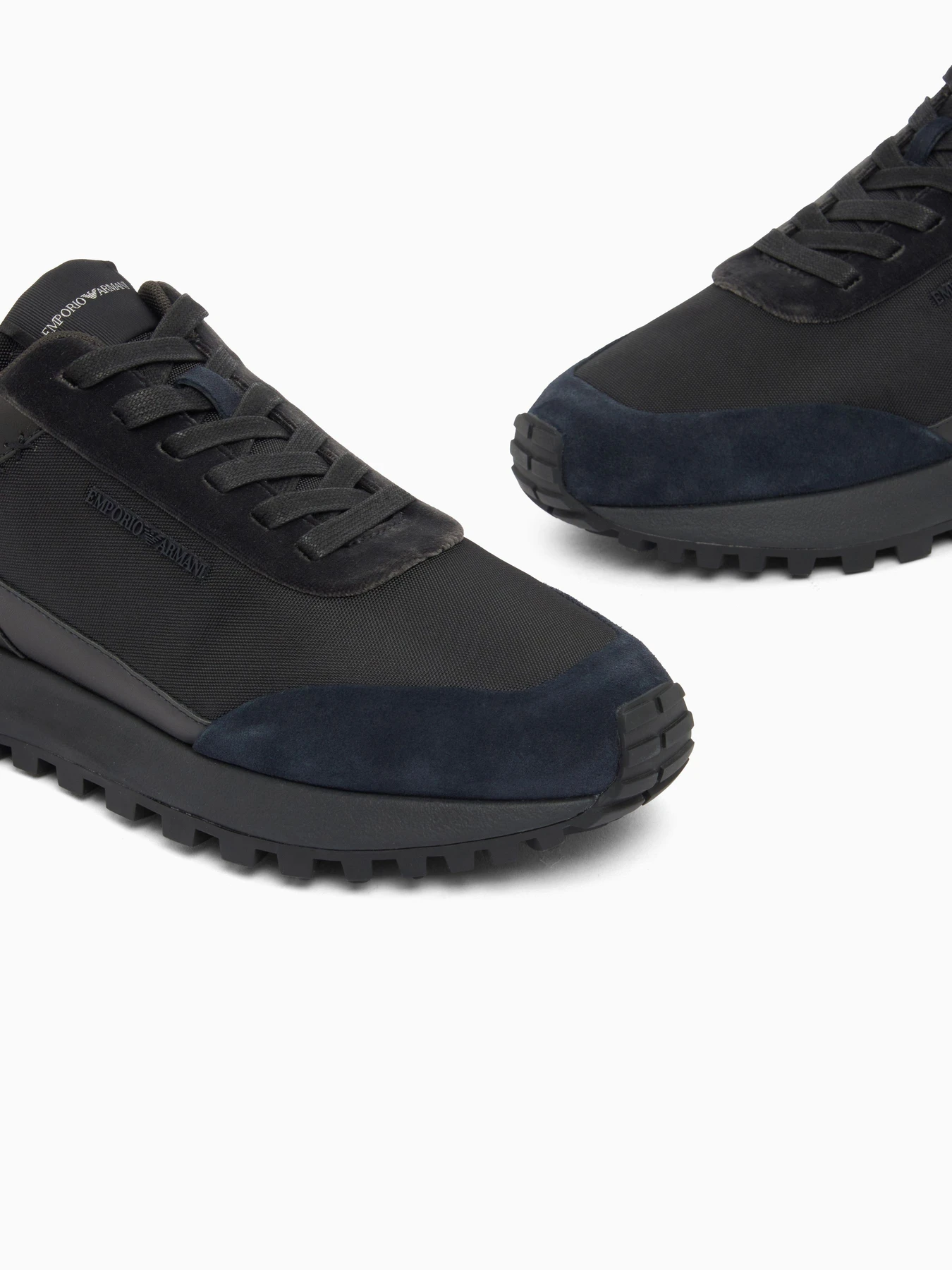 Кроссовки Emporio Armani модель EM004839-AF29491-MZ312 Кроссовки Emporio Armani модель EM004839-AF29491-MZ312 Фото