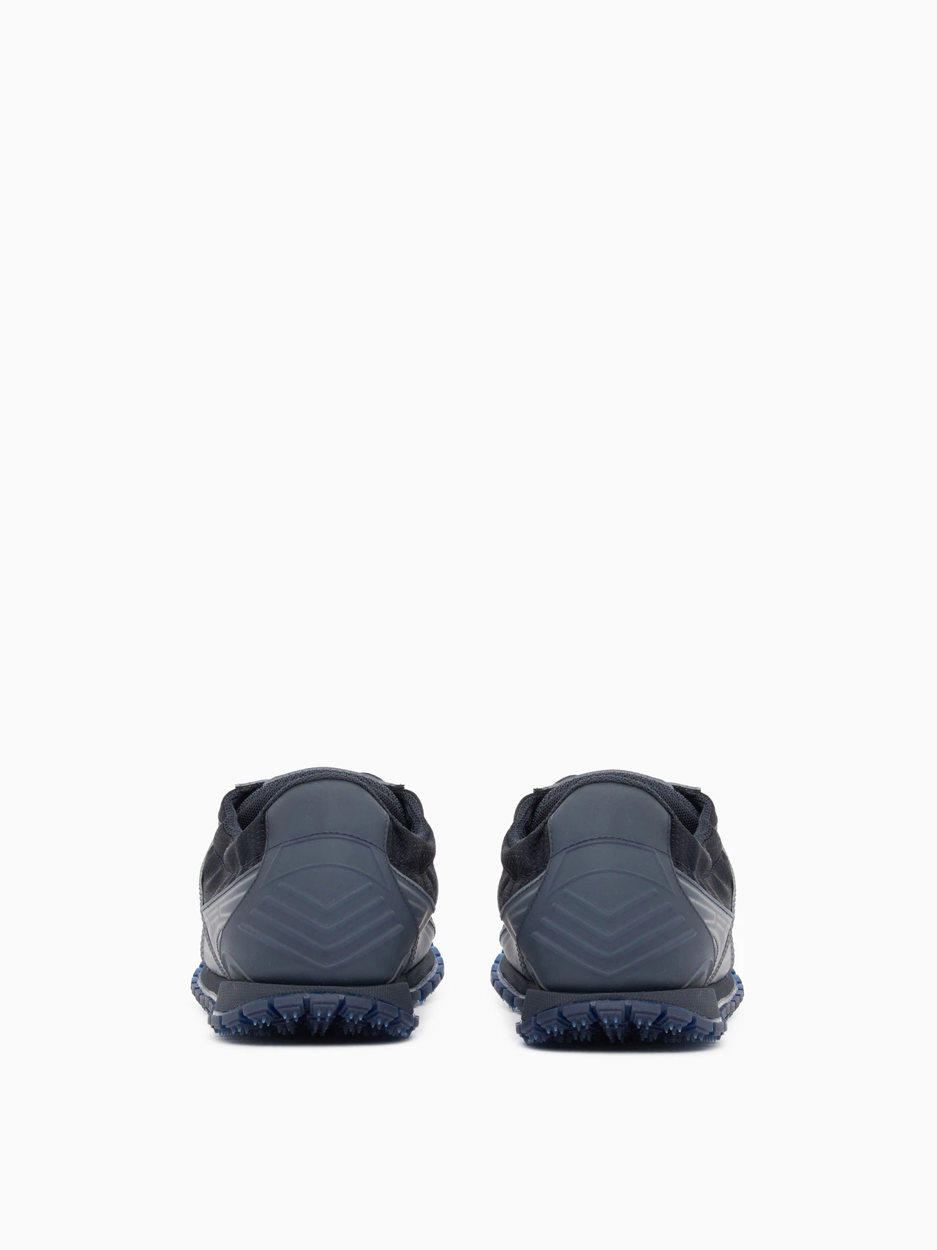 Кроссовки Emporio Armani модель EM006480-AF27360-UB097 Кроссовки Emporio Armani модель EM006480-AF27360-UB097 Фото