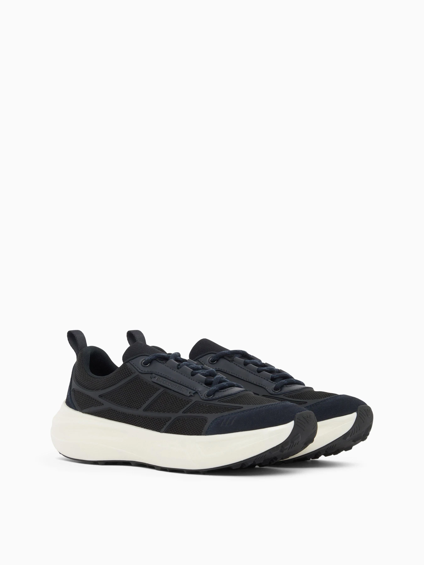 Кроссовки Emporio Armani модель EM006507-AF29548-MB007 Фото